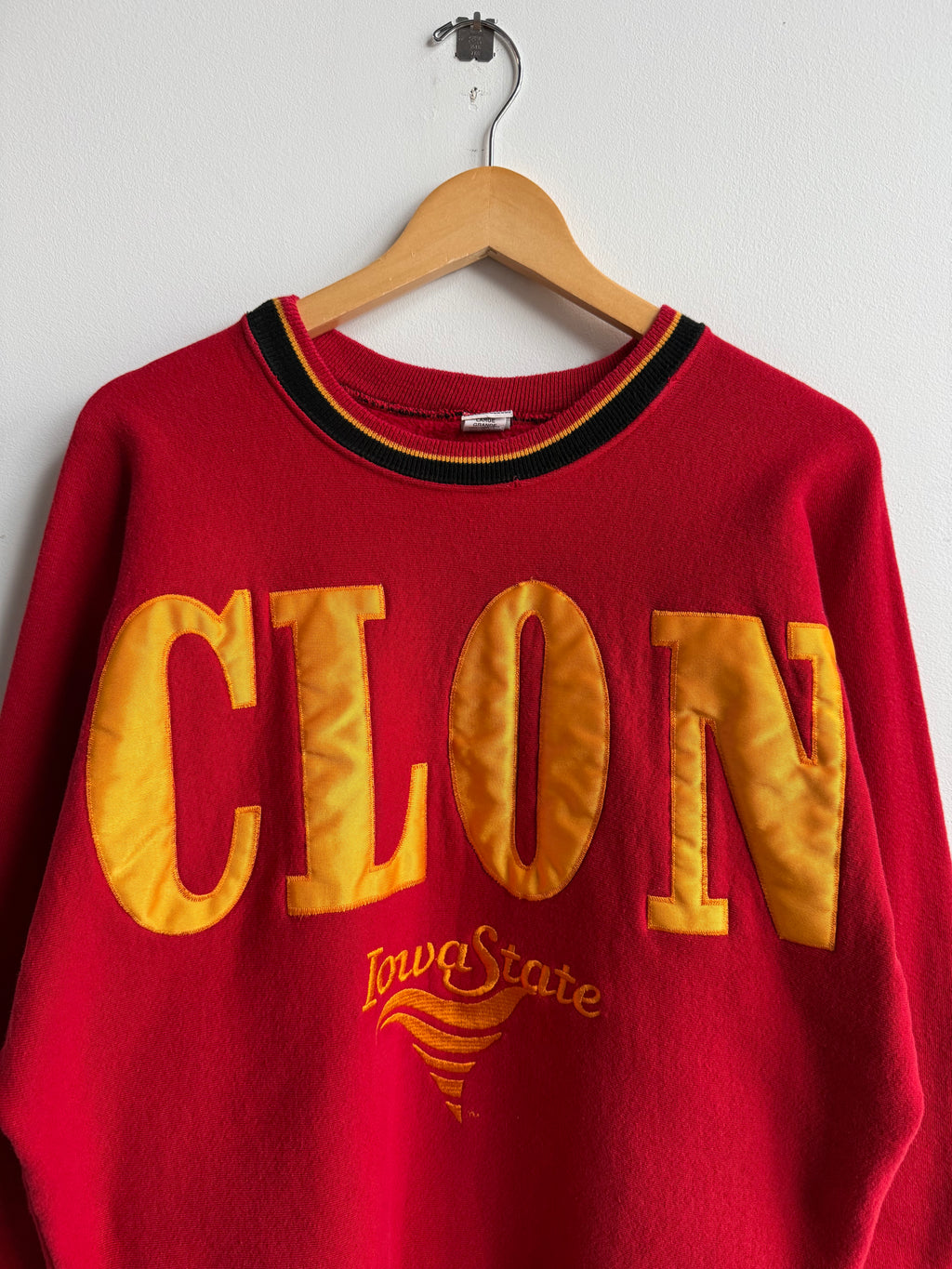 (L) Iowa State Spell Out Crew