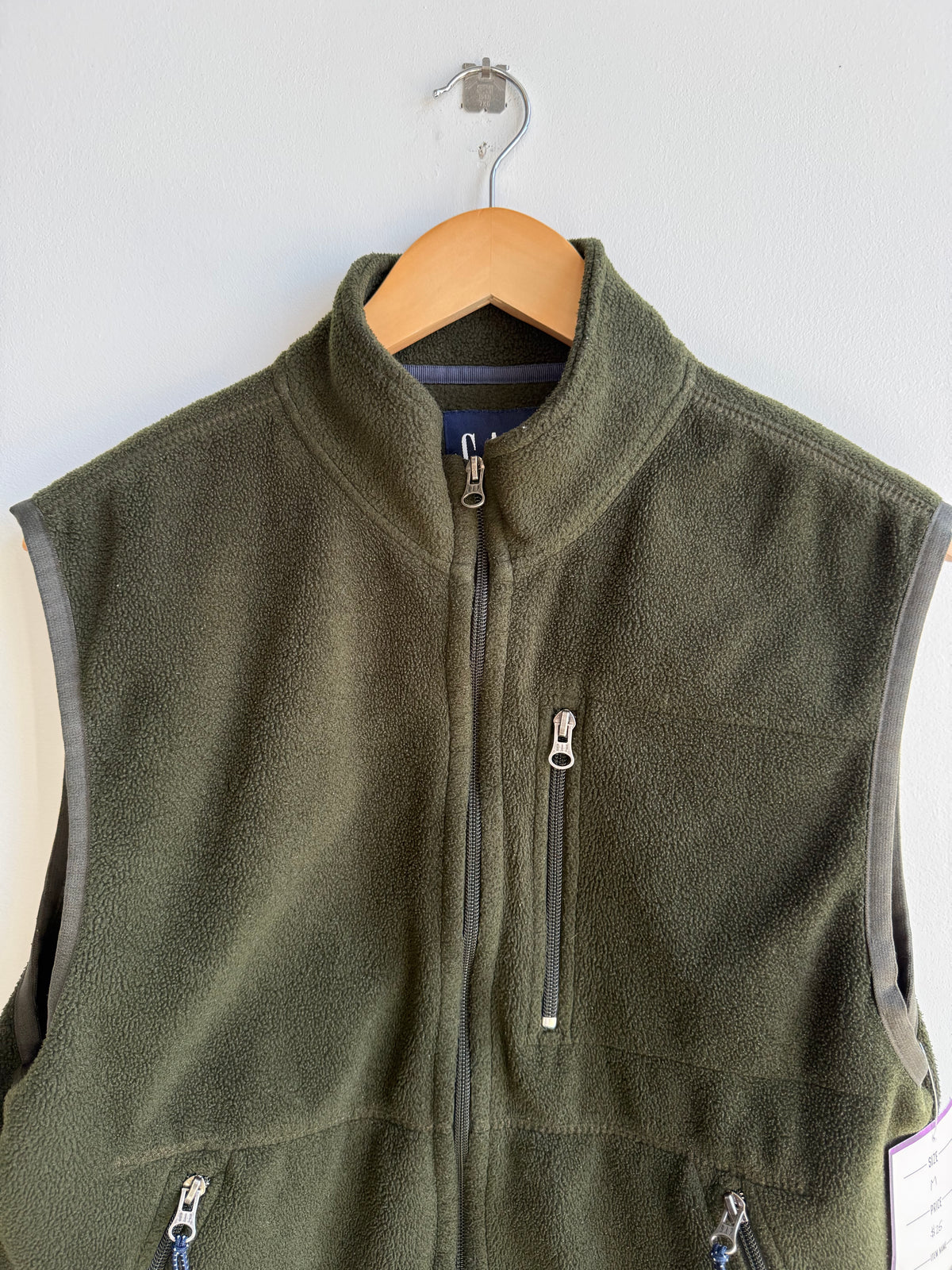 (M) Gap Fleece Vest