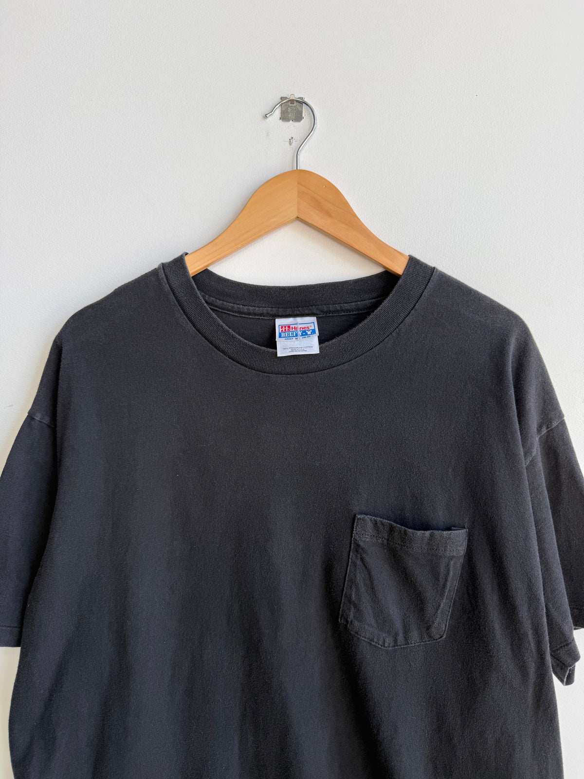 (XL) Black Pocket Tee