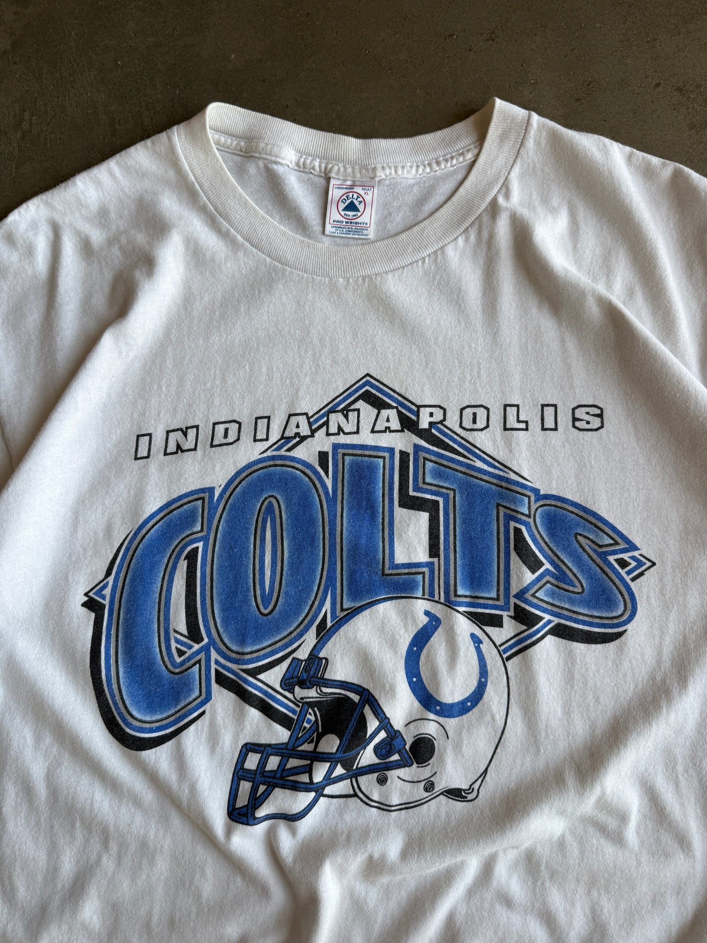 (XL) Indianapolis Colts Helmet Tee