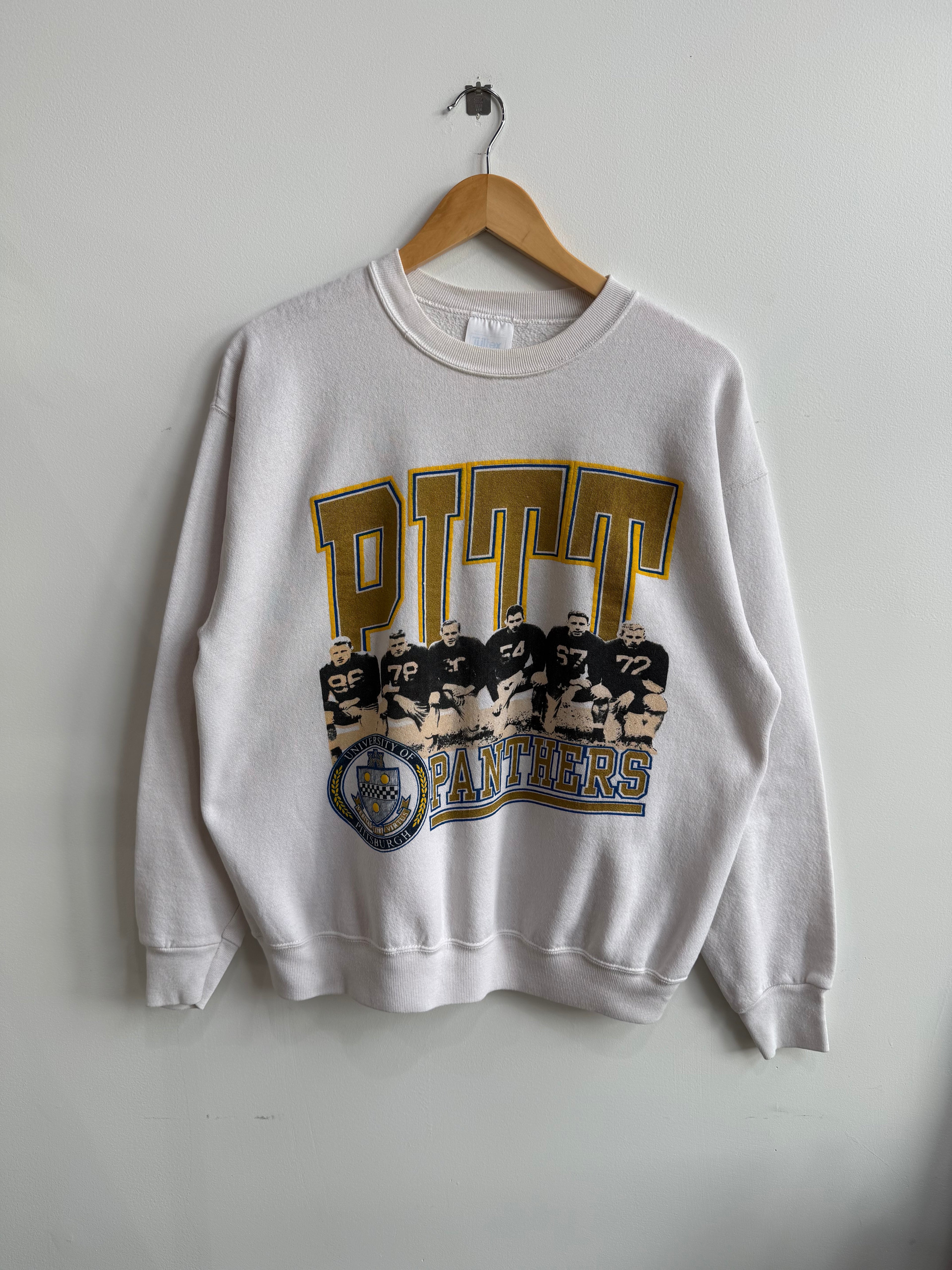 (L) Pitt Panthers Crew