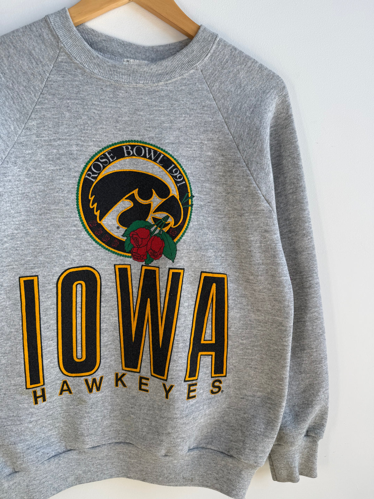 (M) Iowa Hawkeyes Crew