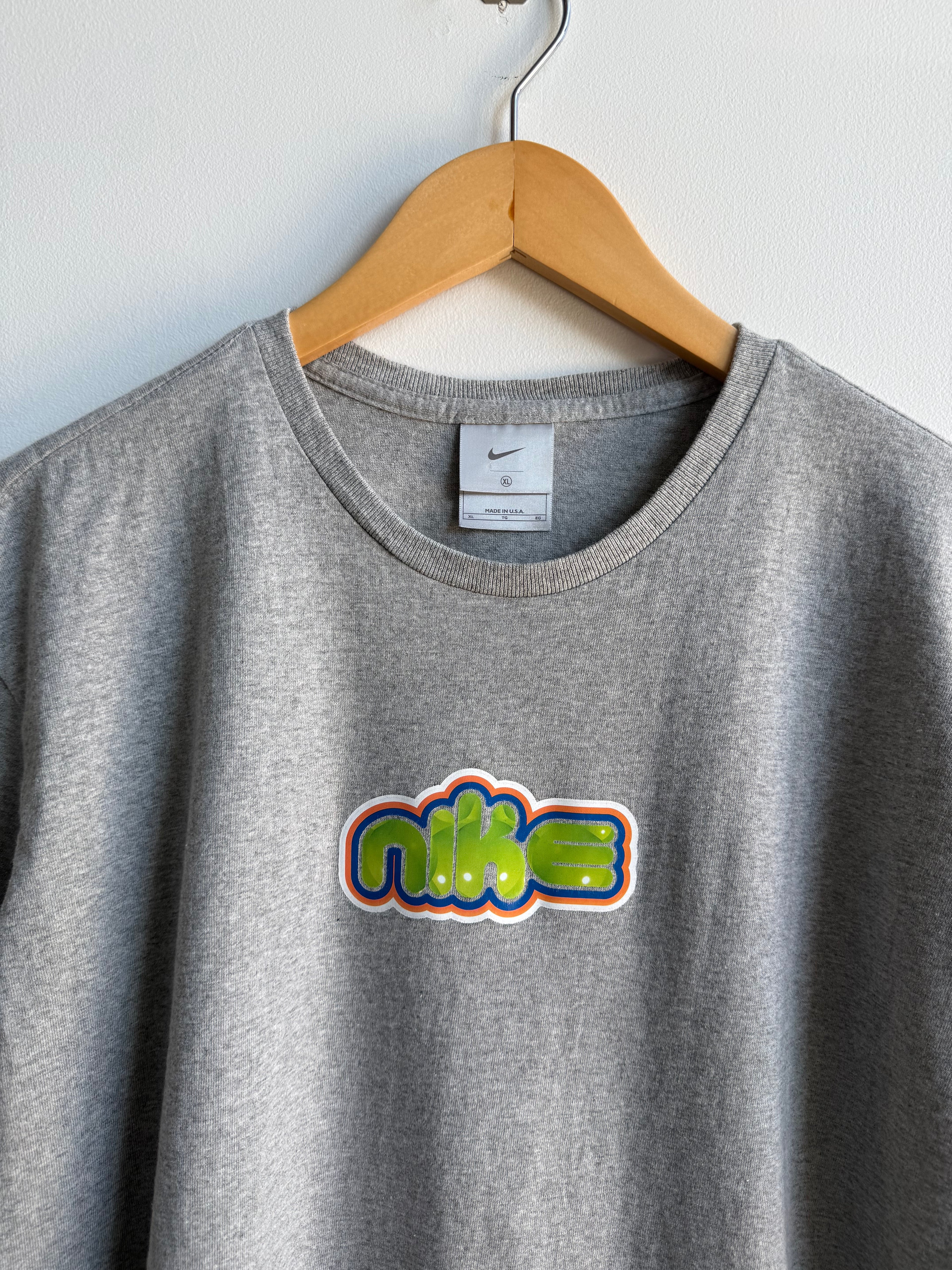 (L) Nike Tee