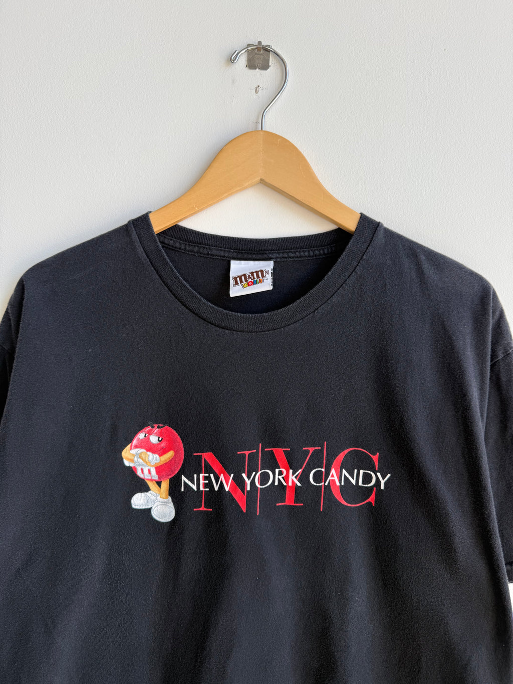 (L) M&M’s New York Tee