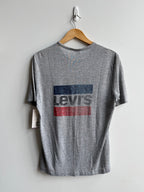 (L) Levi’s USA Tee
