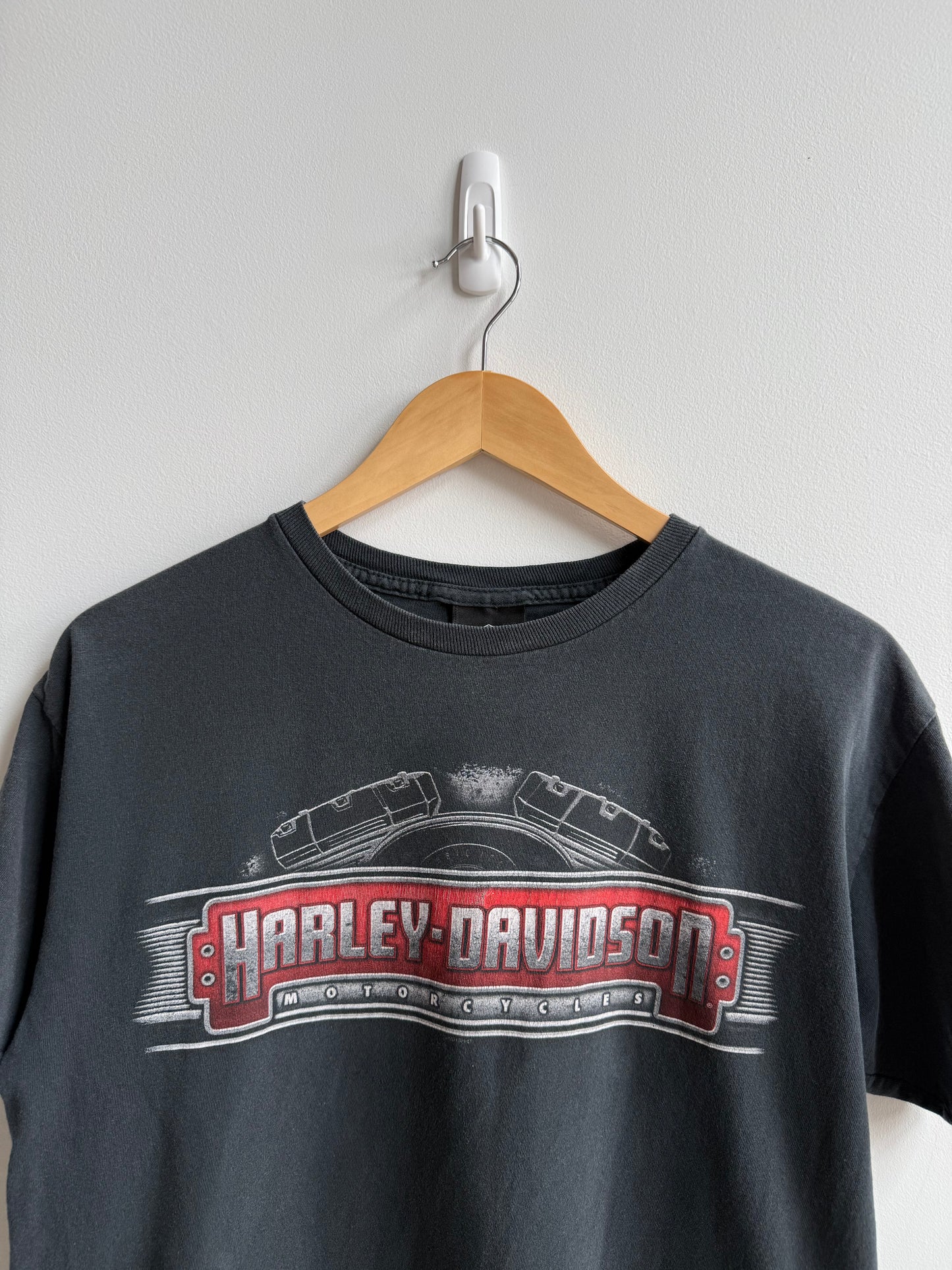 (M) Harley Des Moines Tee