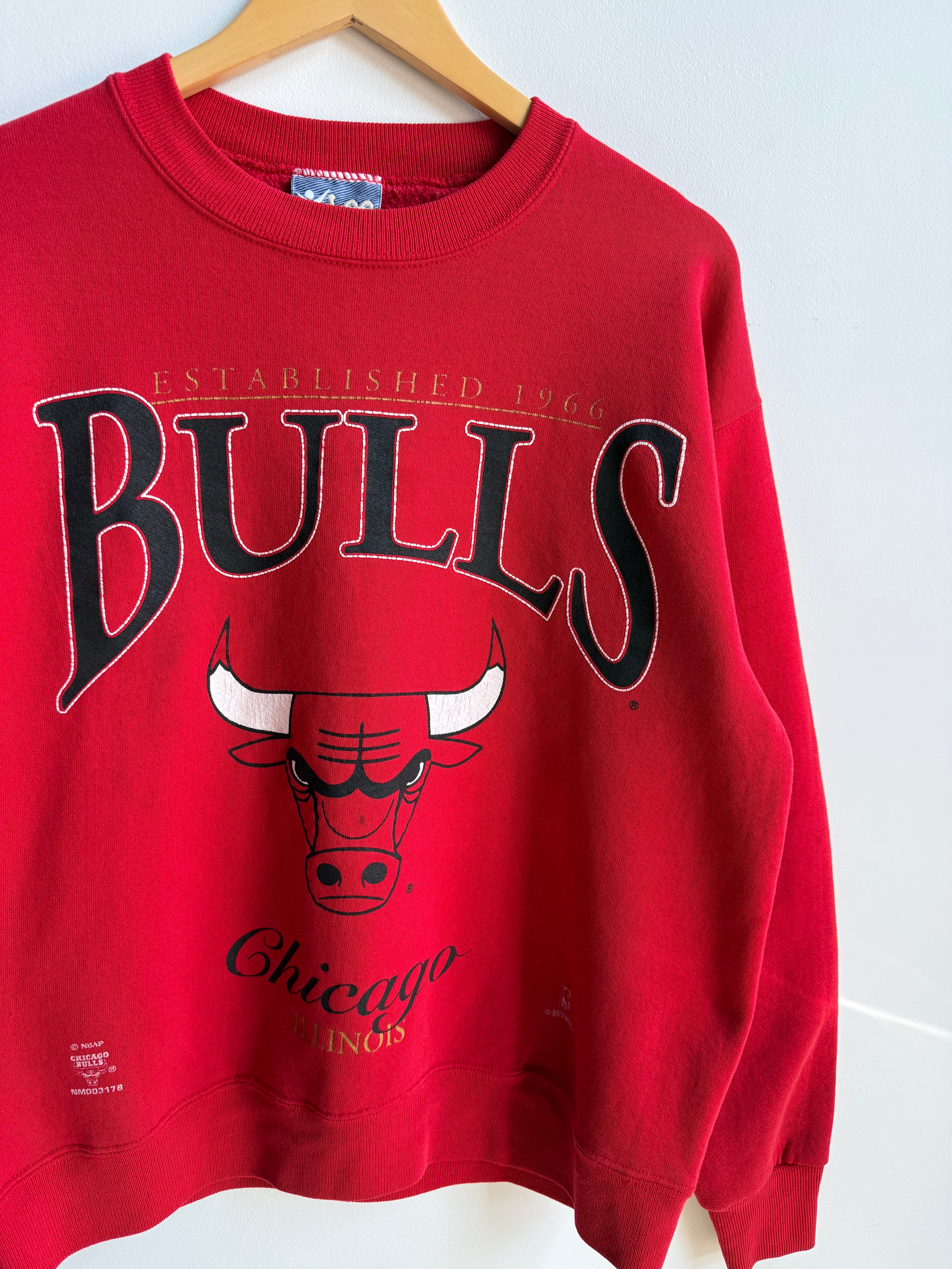 (M) Chicago Bulls Crew