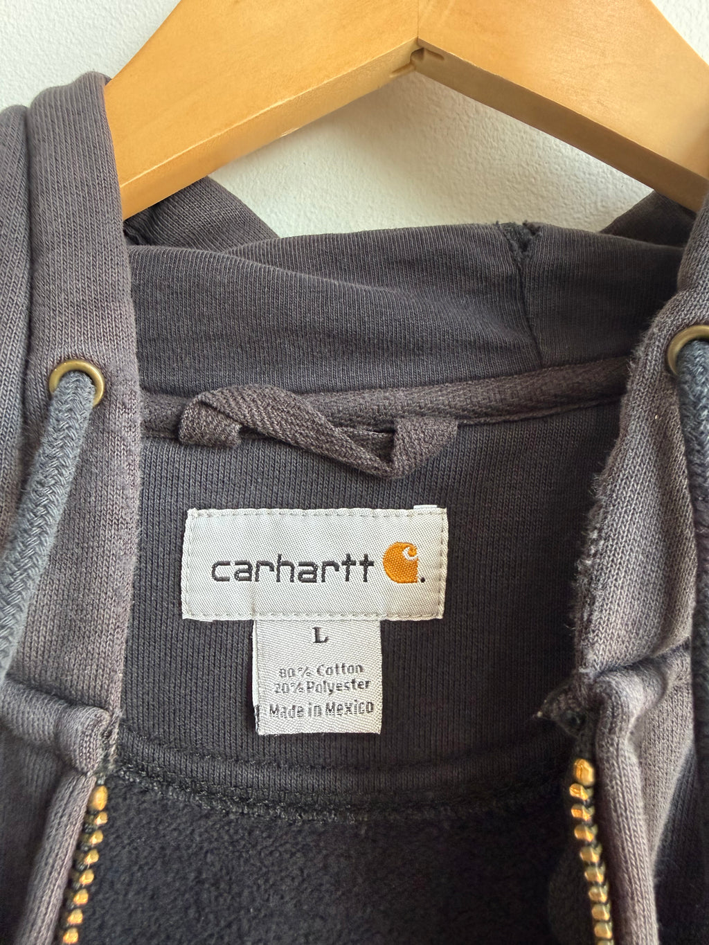 (L) Carhartt Hoodie