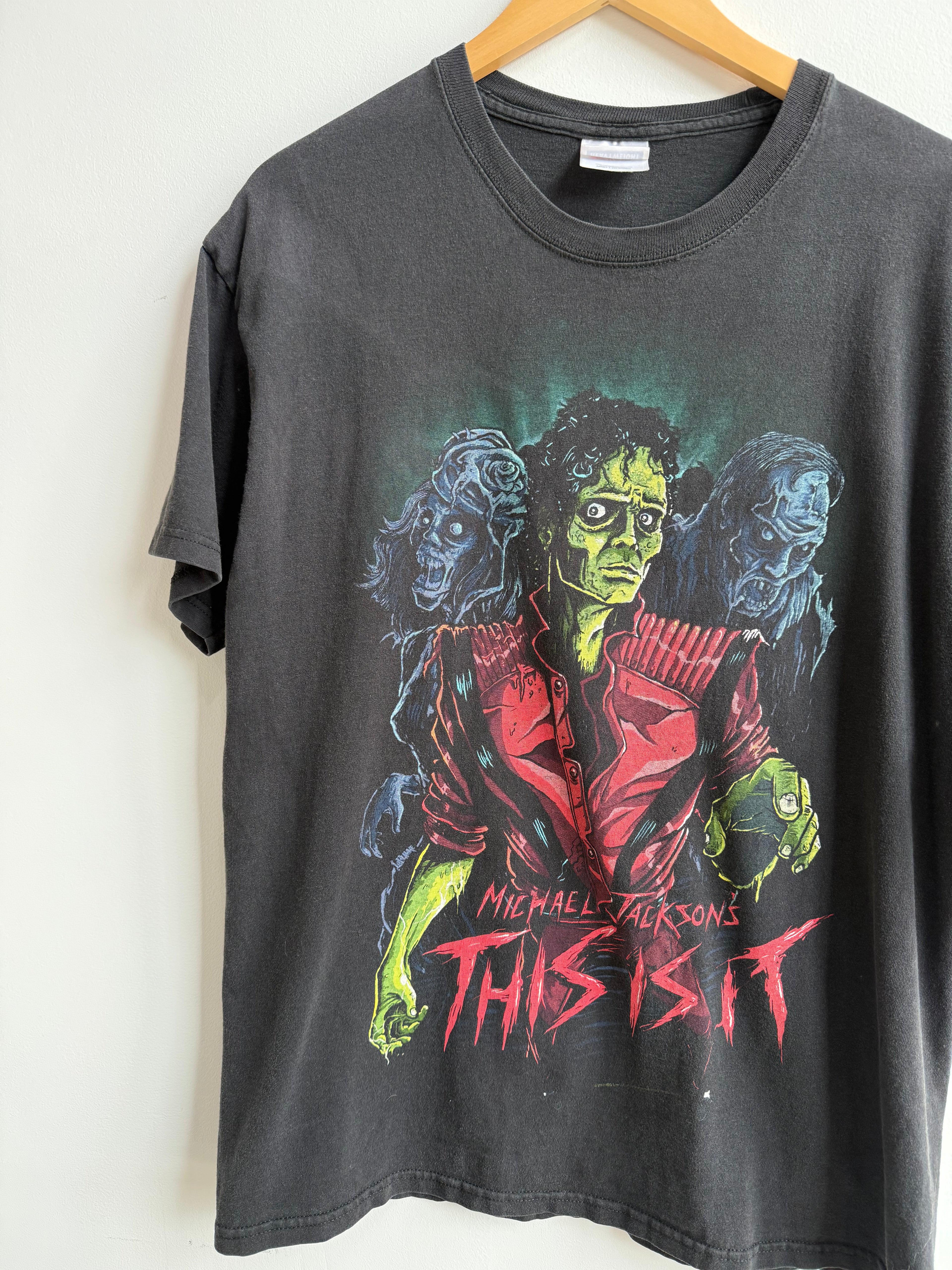 (L) Michael Jackson “This Is It” Tee