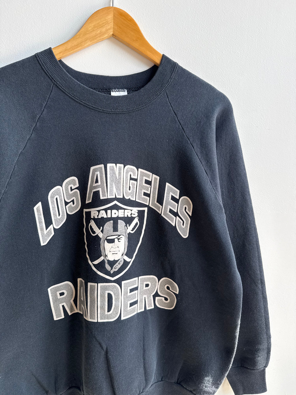 (L) Los Angeles Raiders Crew