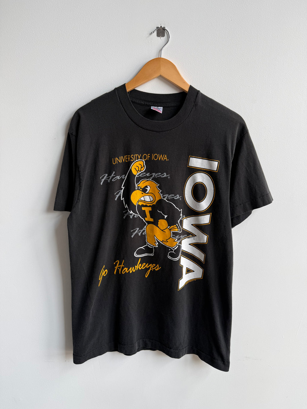 (L) Iowa Hawkeyes Tee