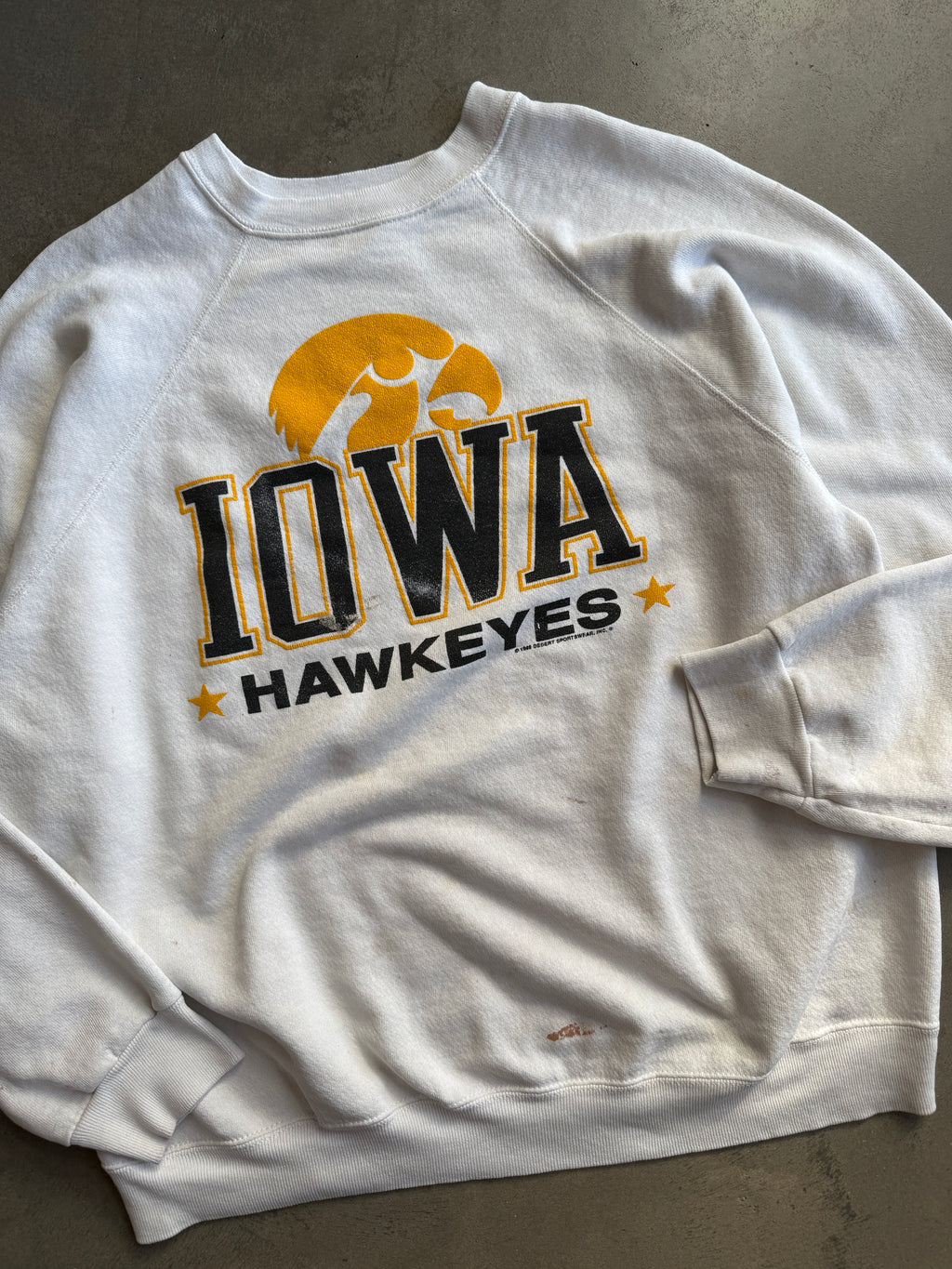 (XL) Iowa Hawkeyes Crew