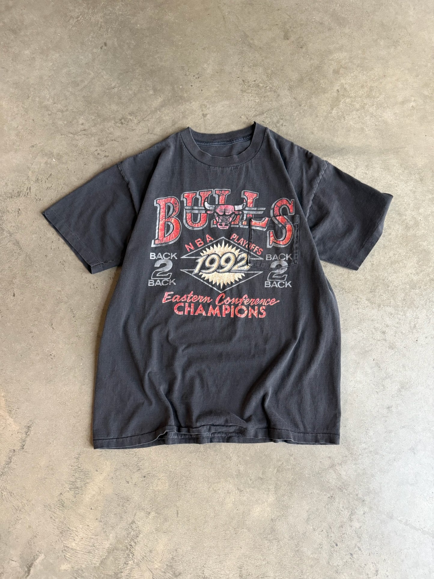 (L) 1992 Chicago Bulls Tee