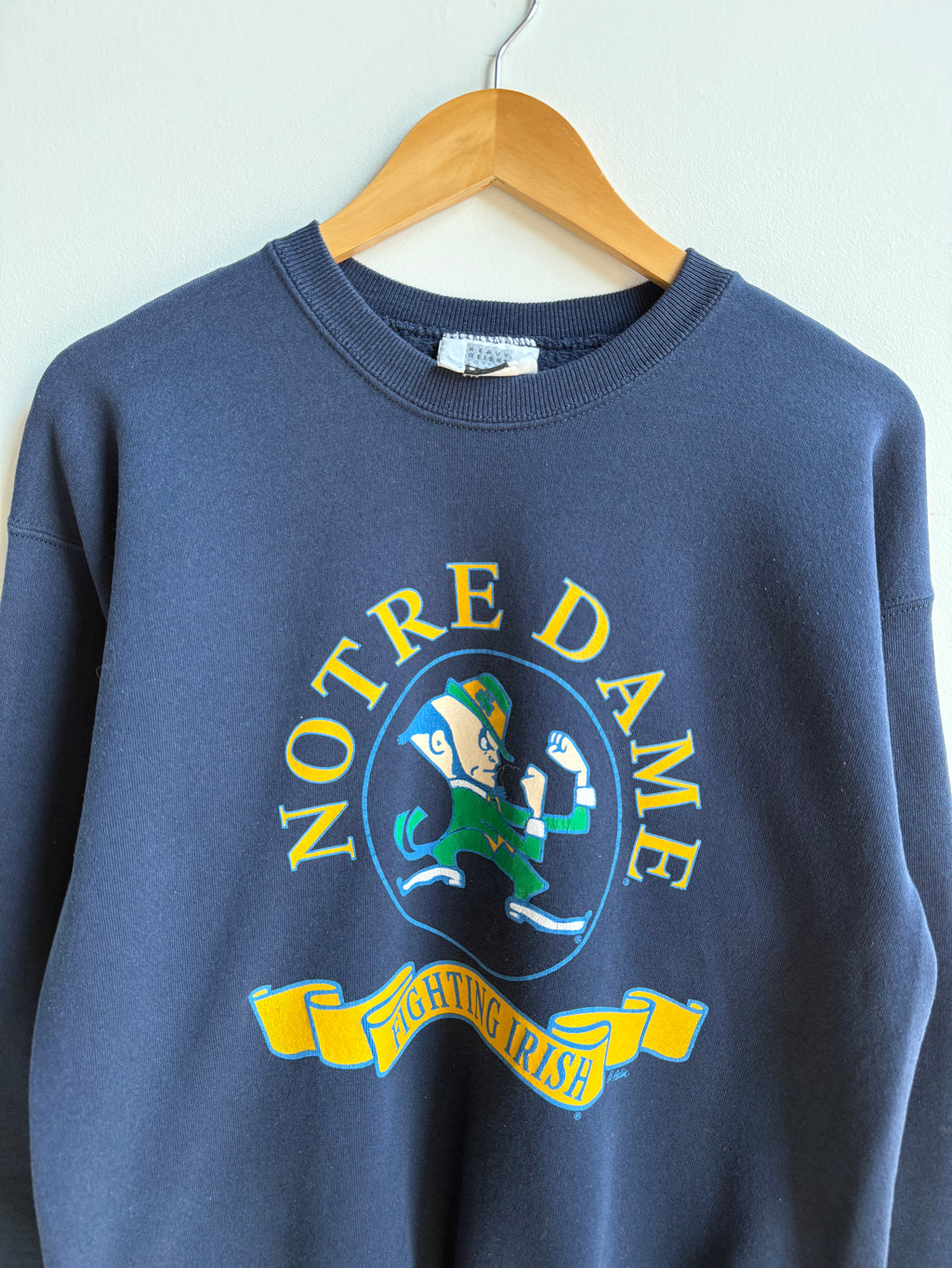 (L) Notre Dame Fighting Irish Crew