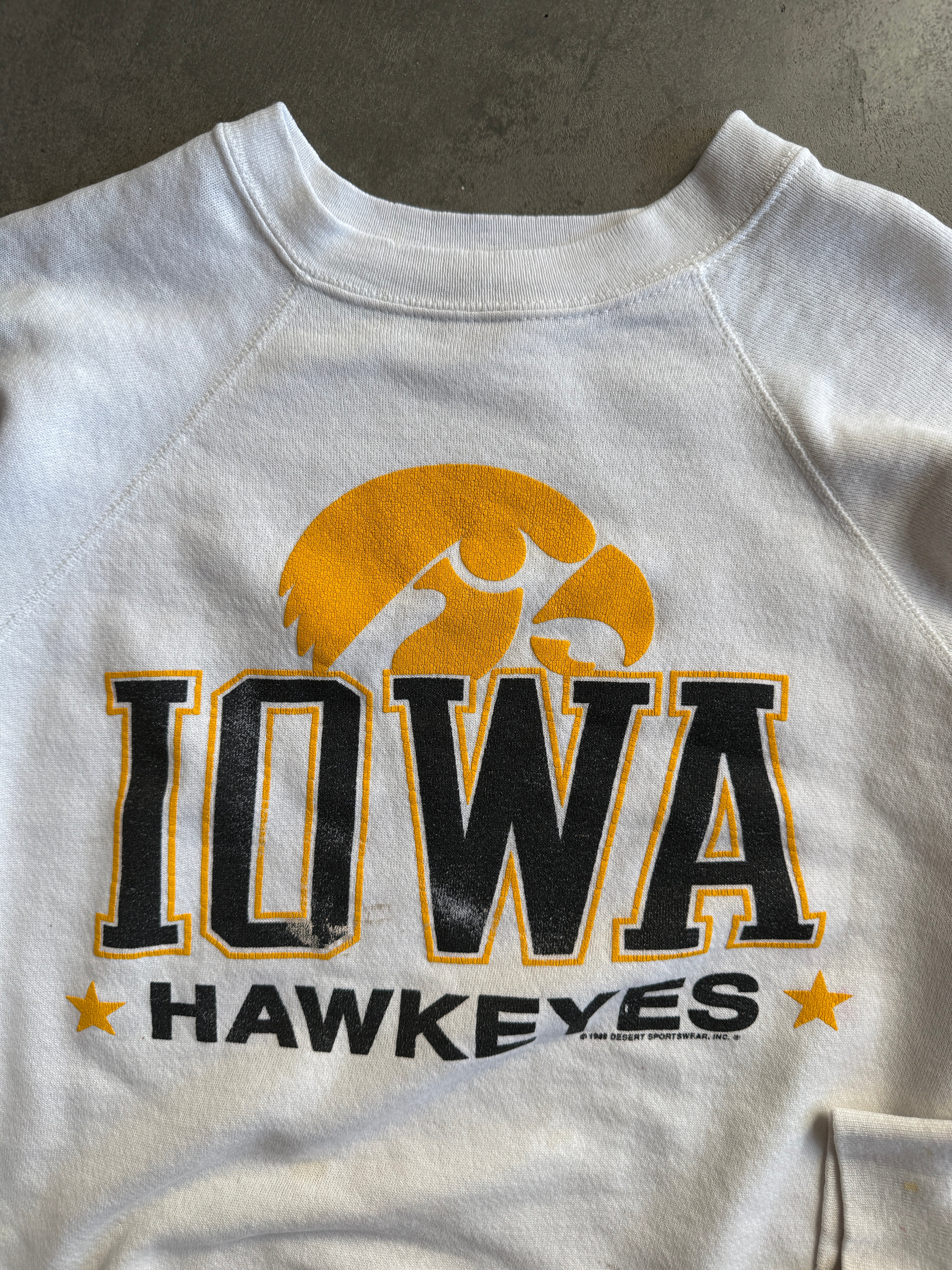 (XL) Iowa Hawkeyes Crew