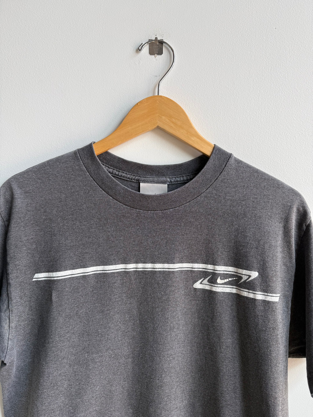 (M) Nike Logo Tee