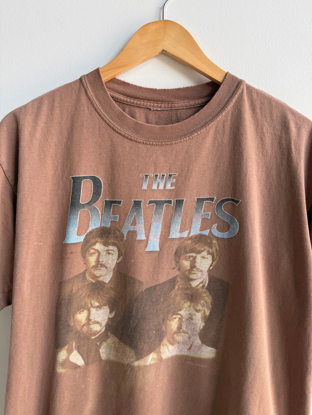 (M) The Beatles Tee