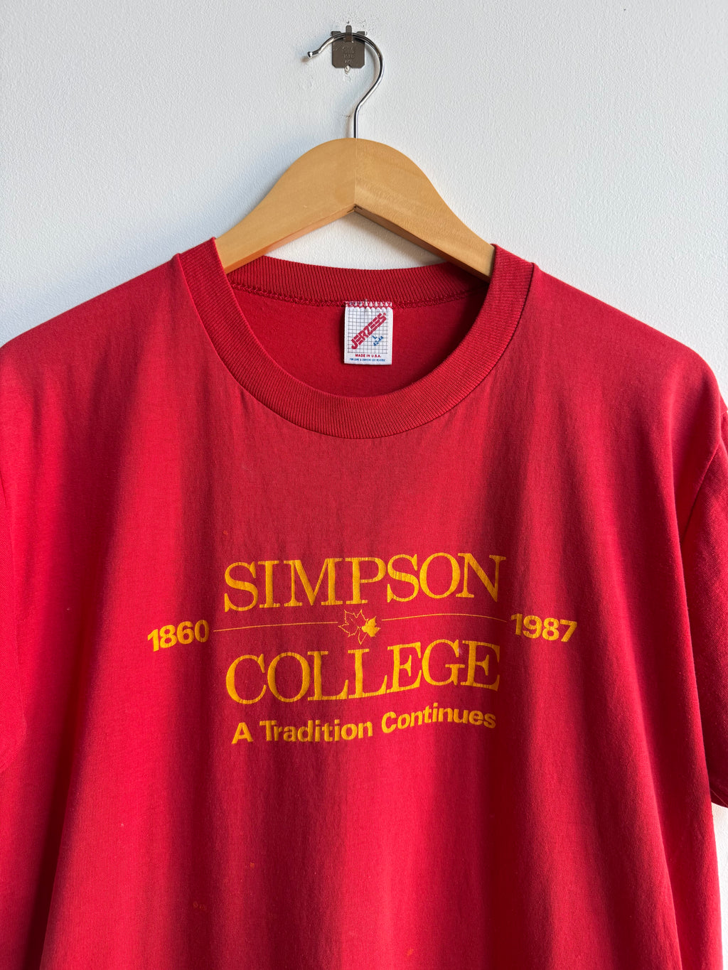 (L) Simpson College Tee