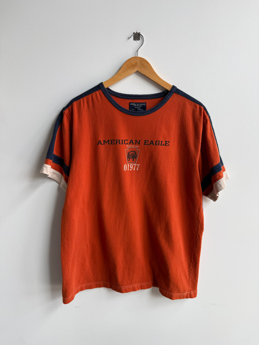 (L) American Eagle Tee