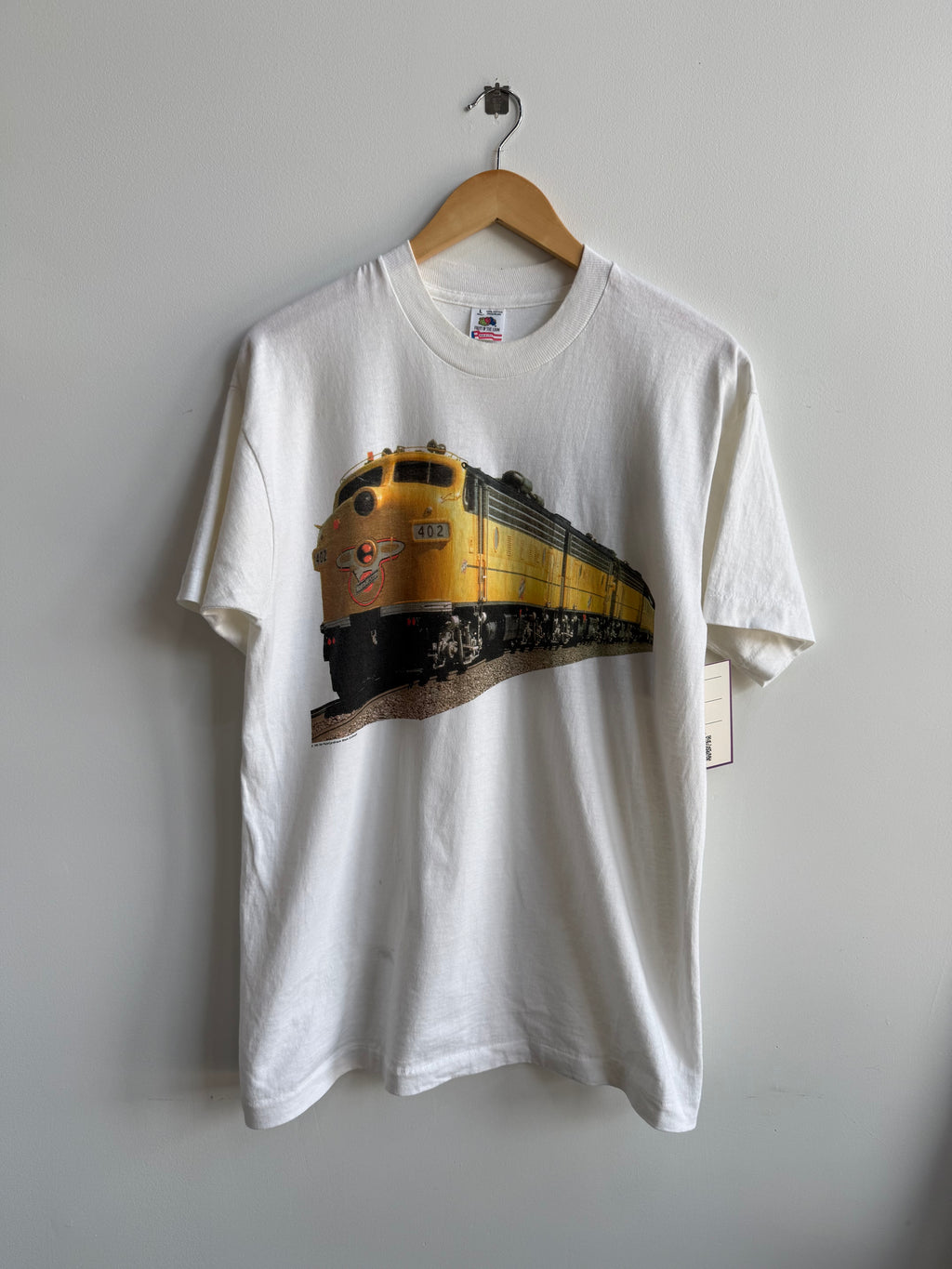 (L) Train Tee
