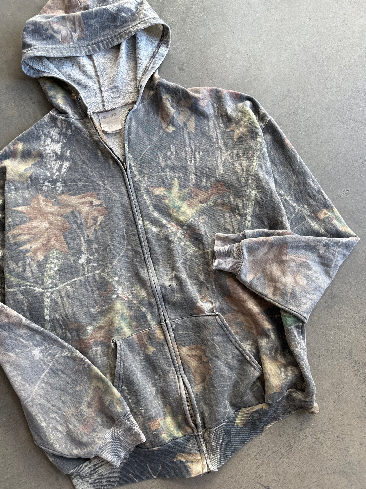 (XXL) Camo Zip Up Hoodie