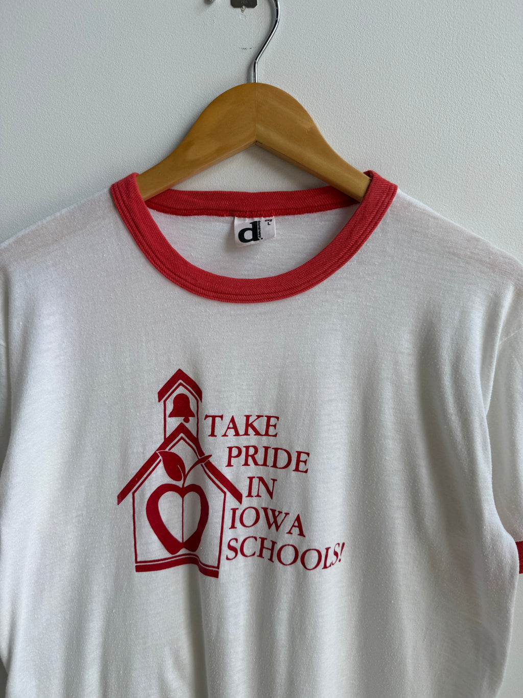 (M) Take Pride in Iowa Schools Tee