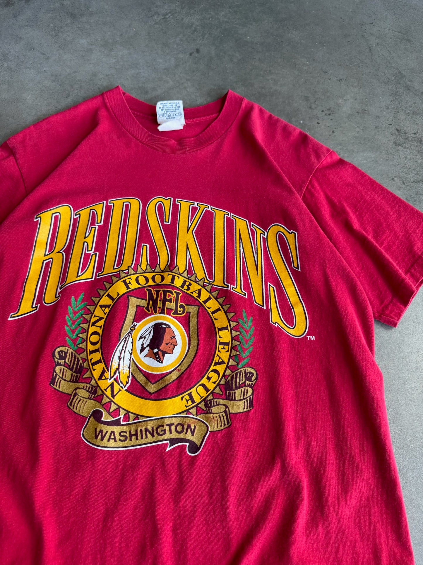 (L) Washington Redskins Nutmeg Mills Tee