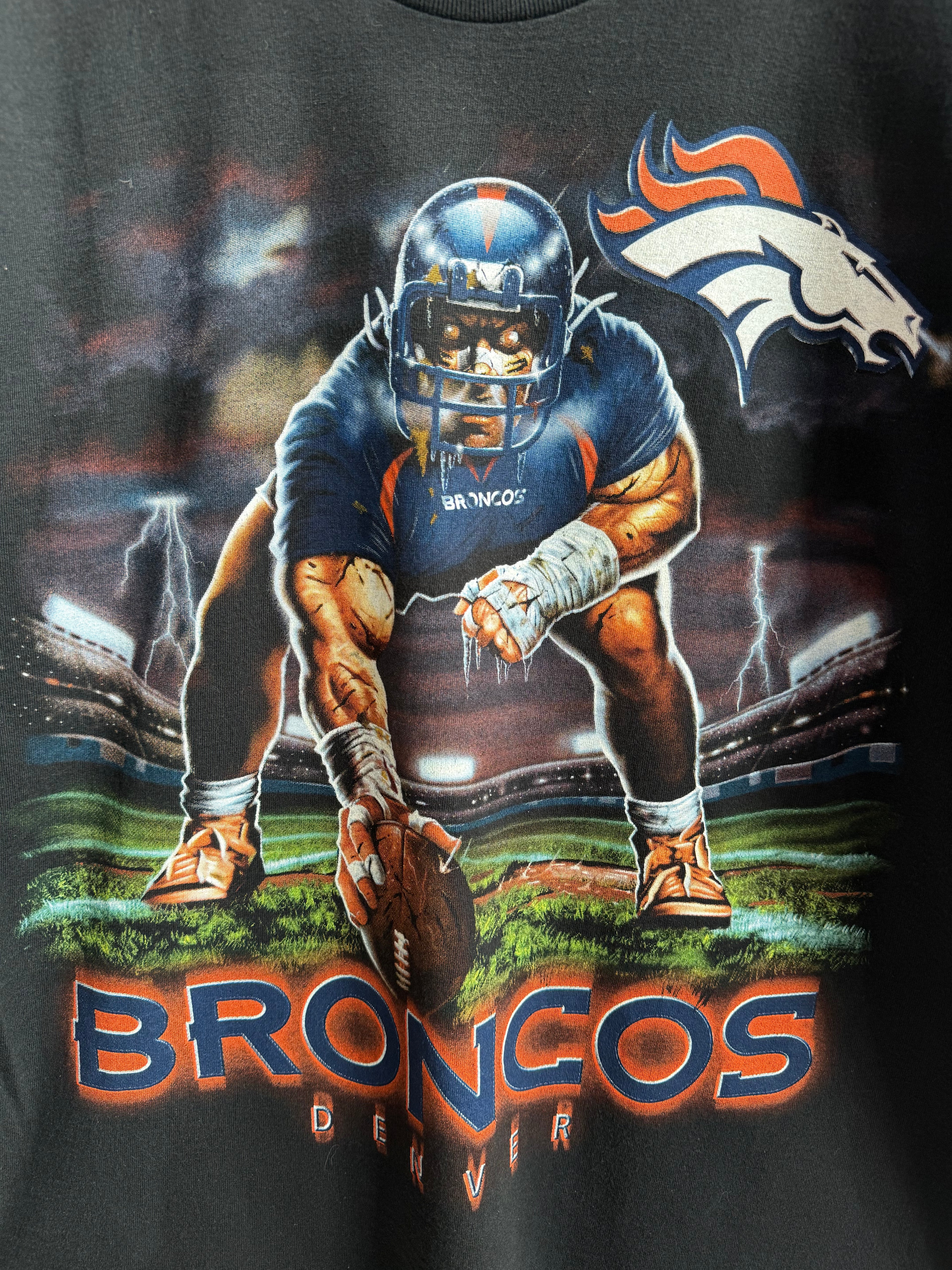 (L) Denver Broncos Tee