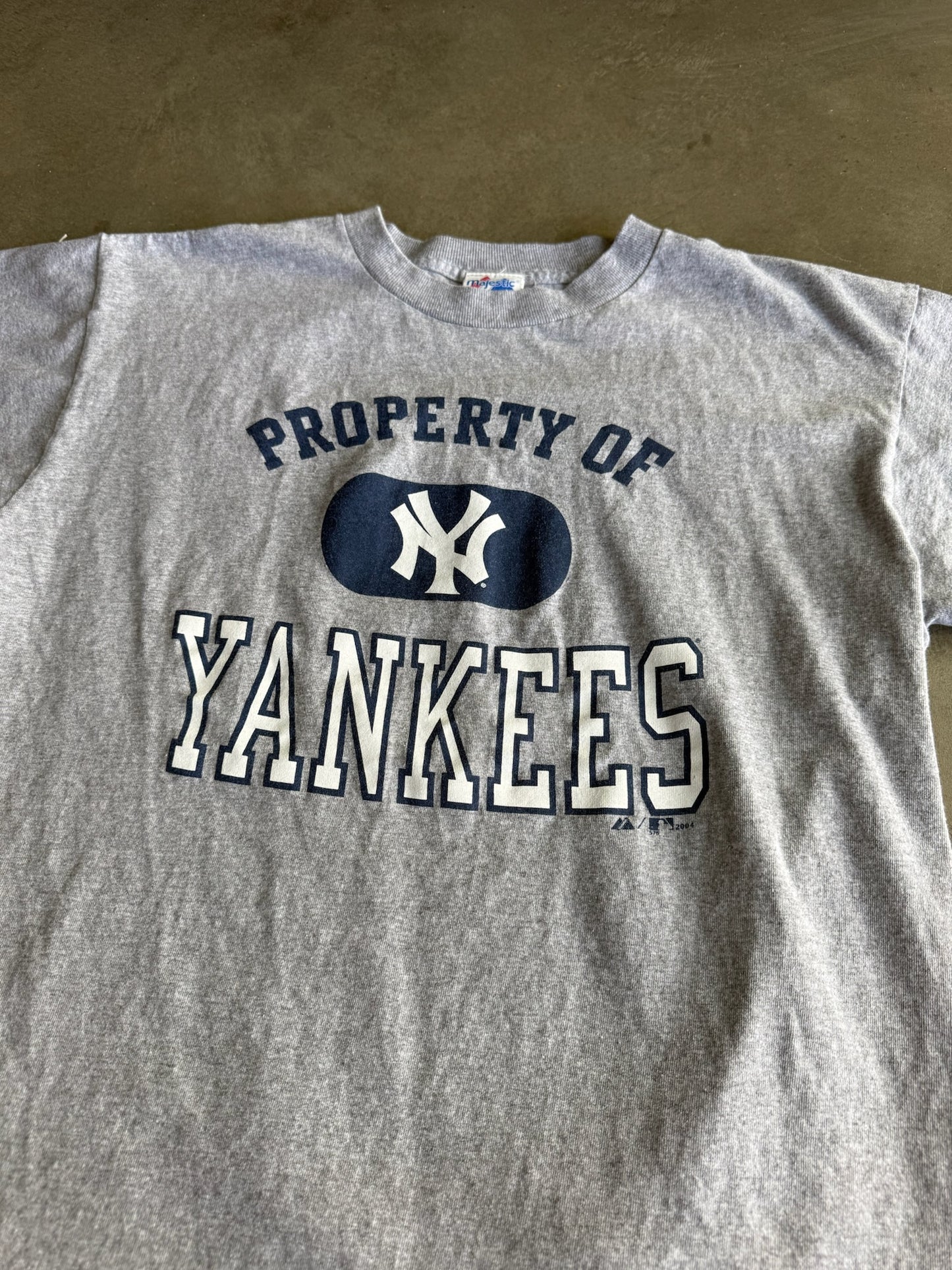 (L) New York Yankees Tee