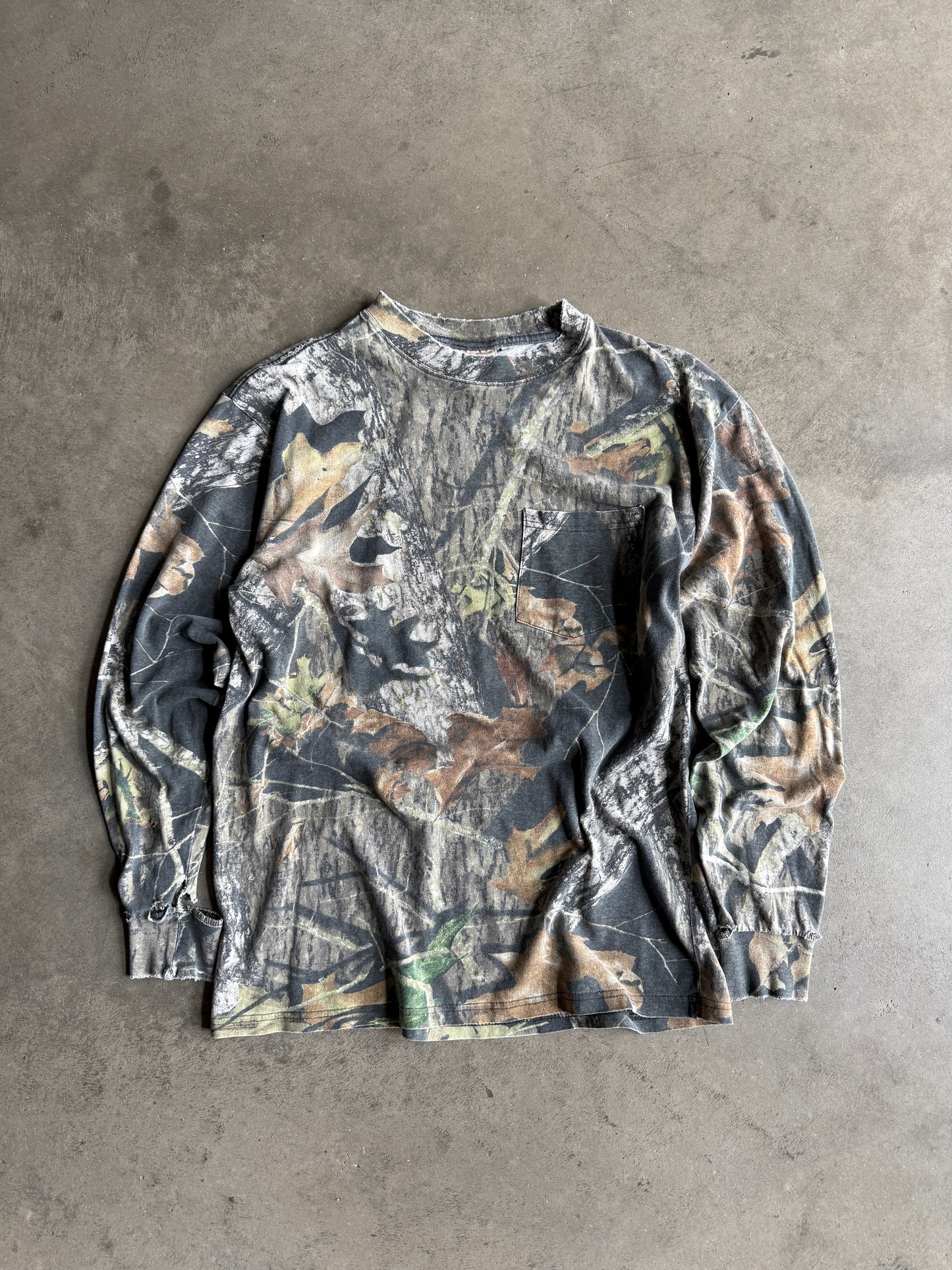 (XL) Camo Tee