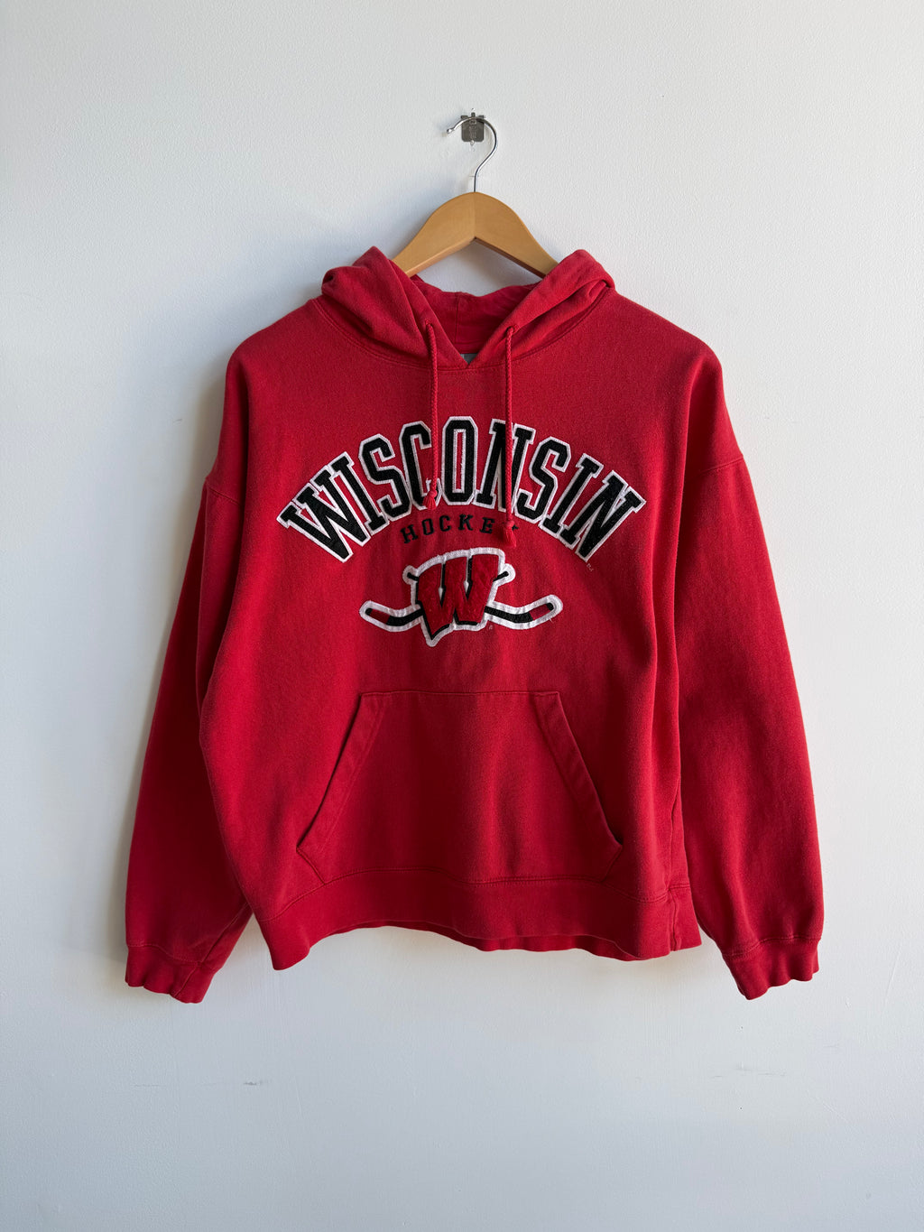 (M) Wisconsin Badgers Hockey Hoodie