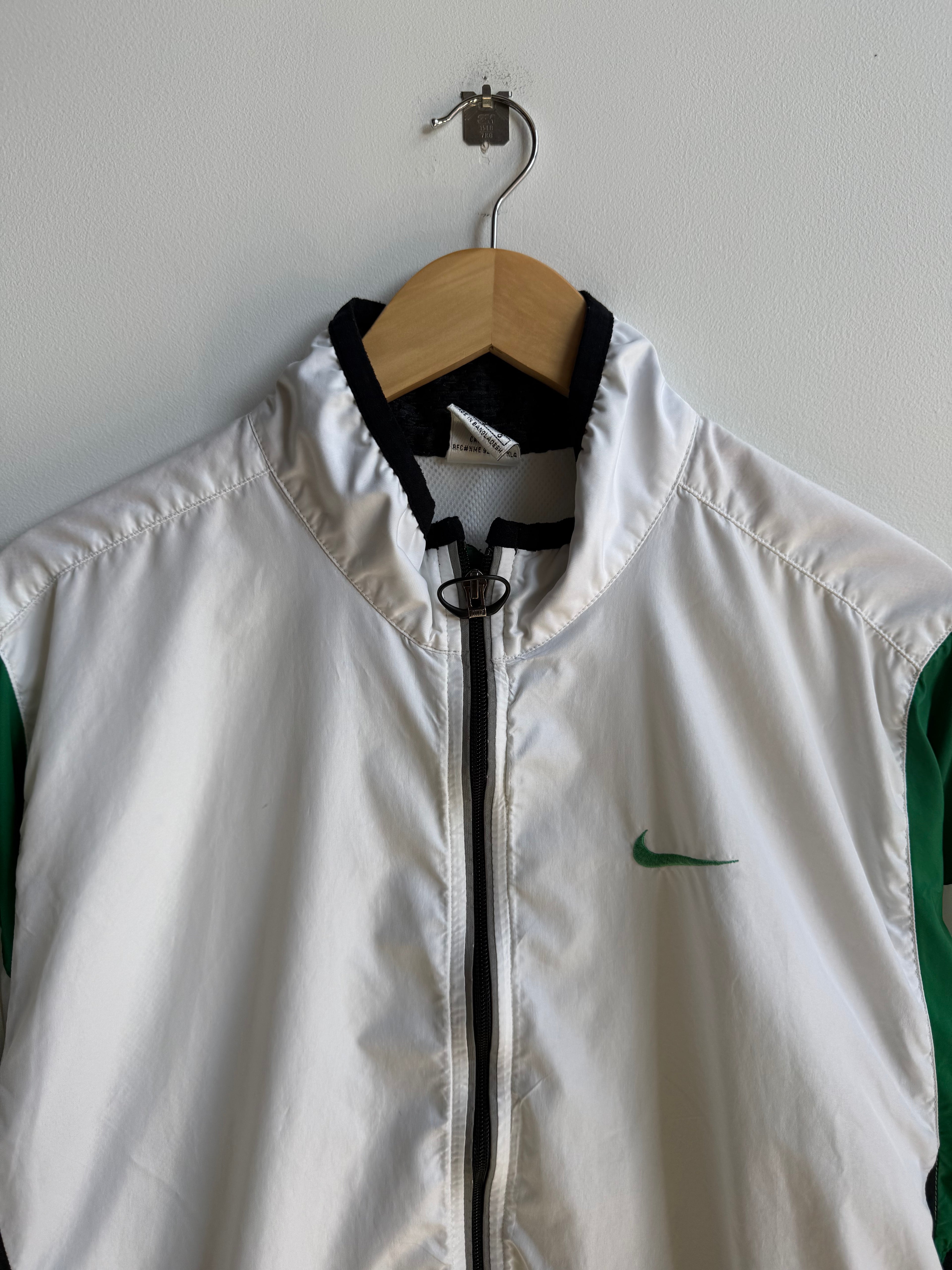 (L) Nike Windbreaker Jacket