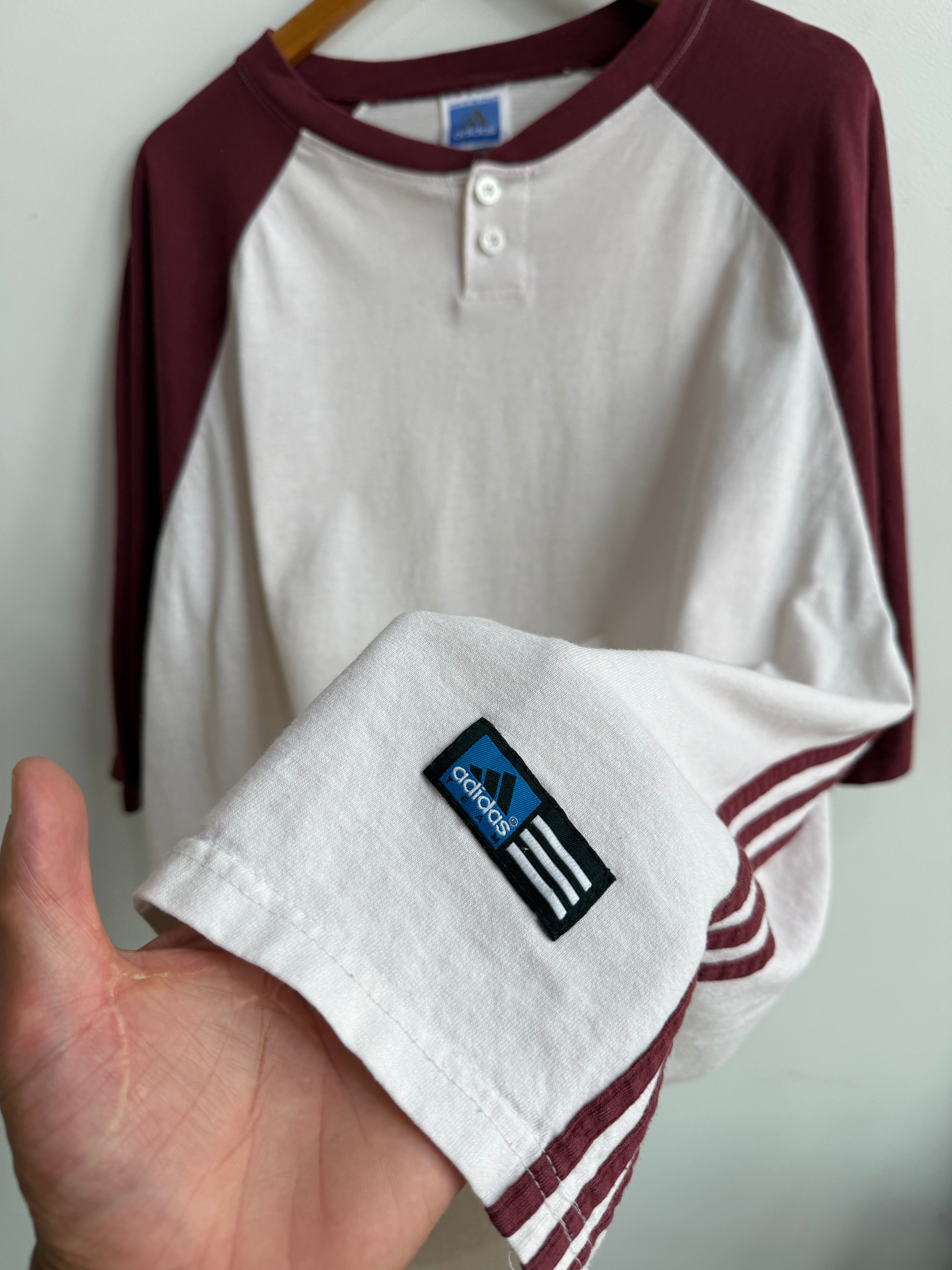 (XL) Adidas Tee