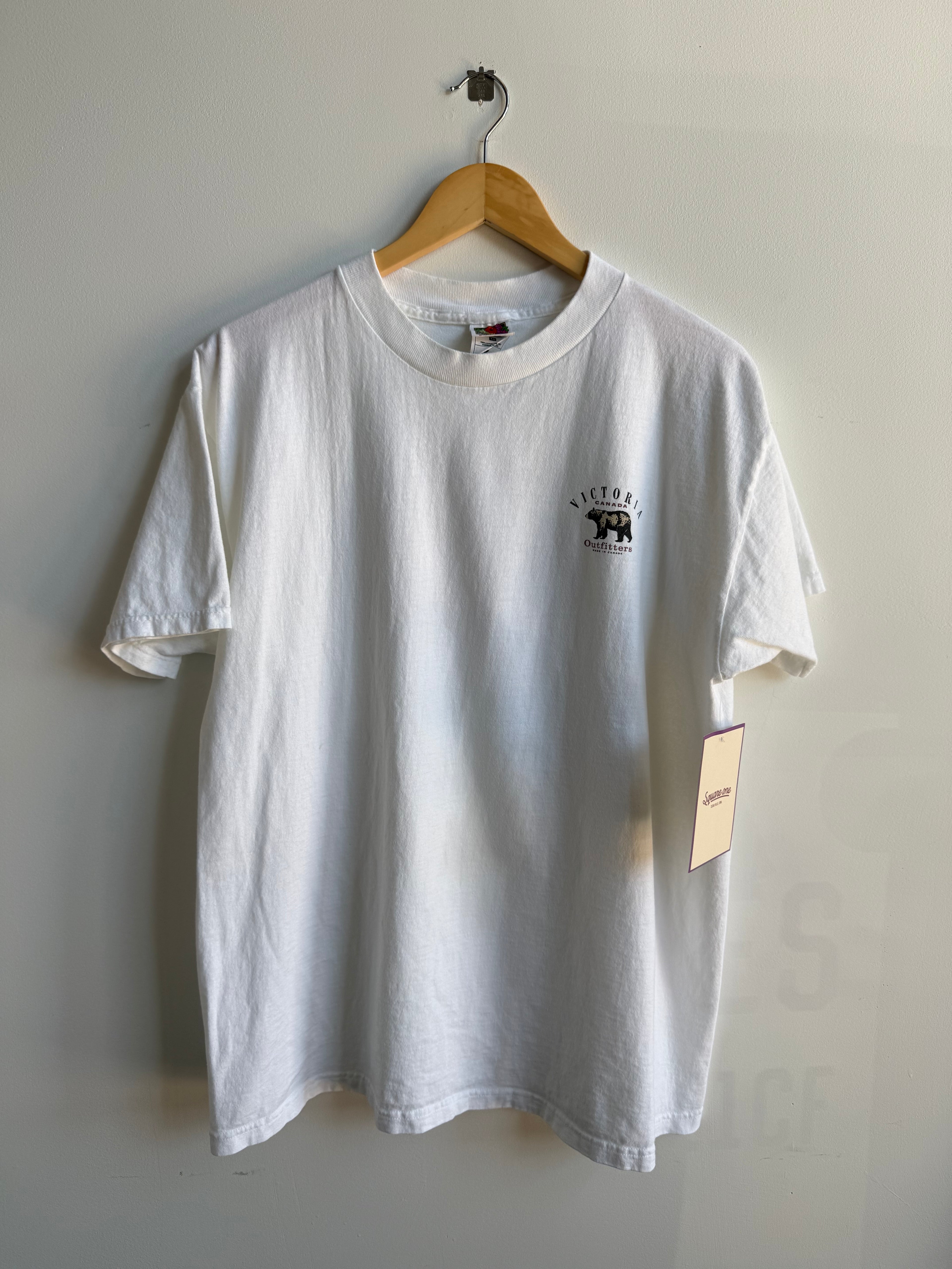 (XL) Victoria Canada Outfitters Tee