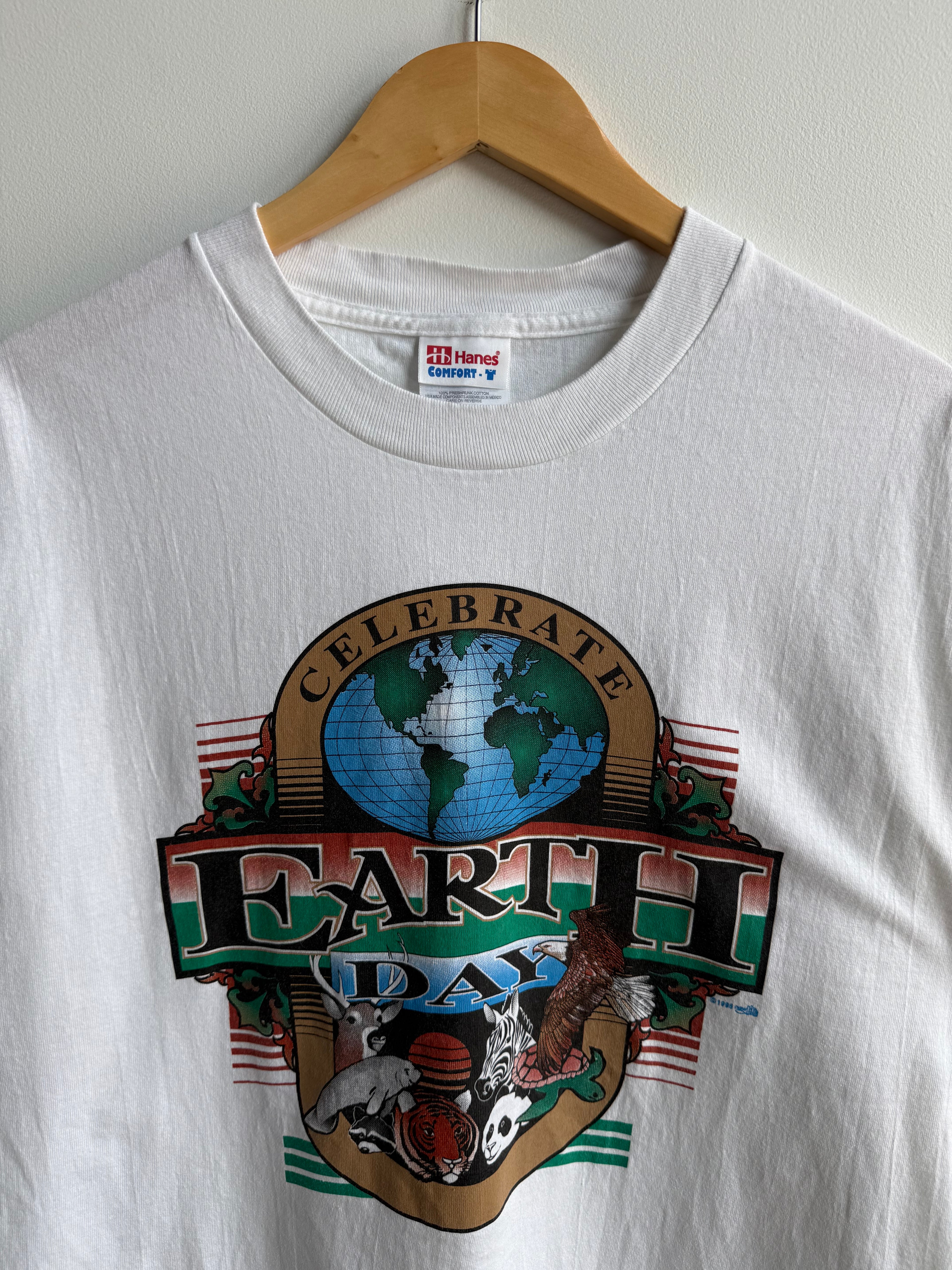 (XL) Earth Day Tee