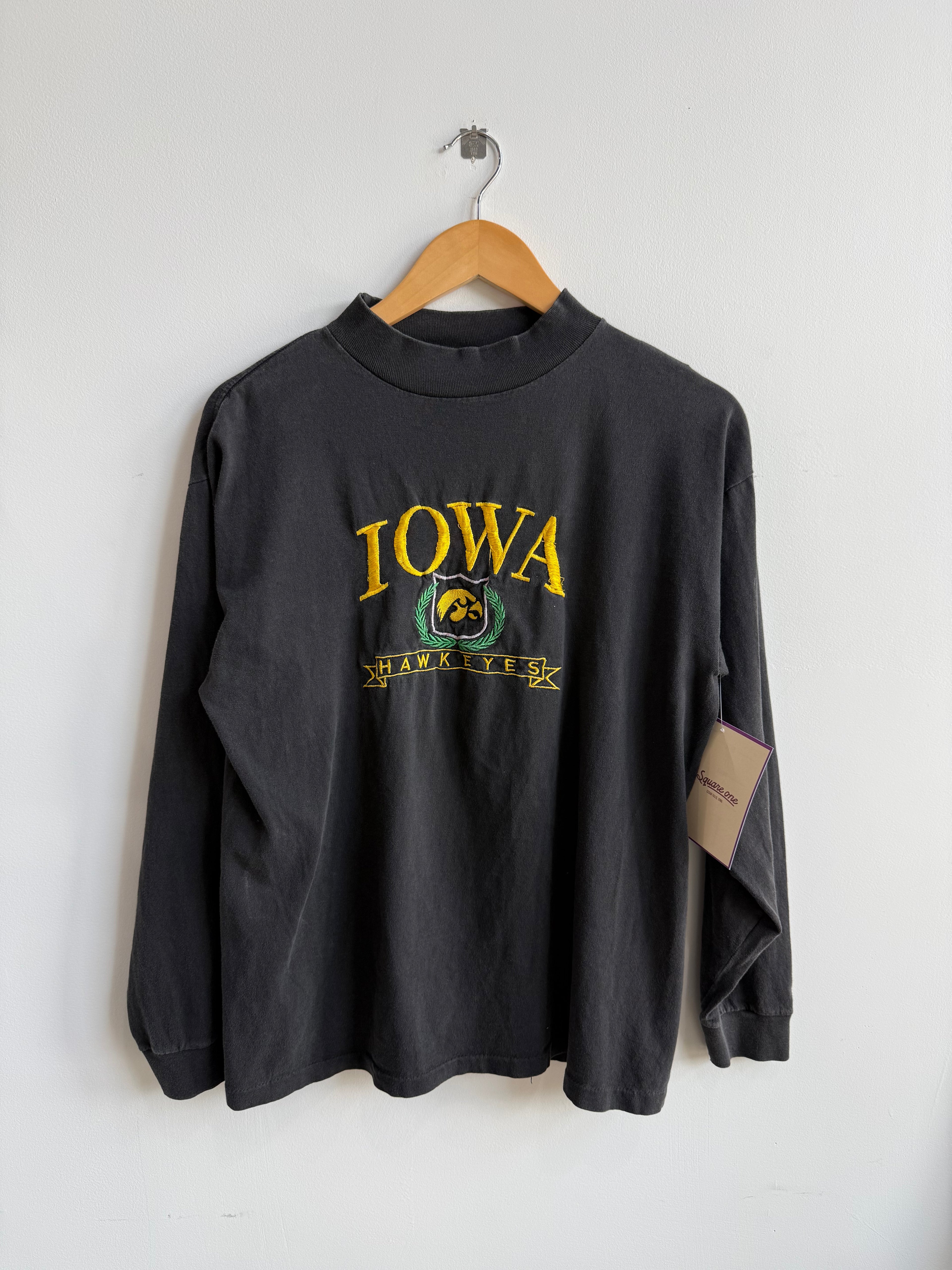 (M) Iowa Longsleeve Tee