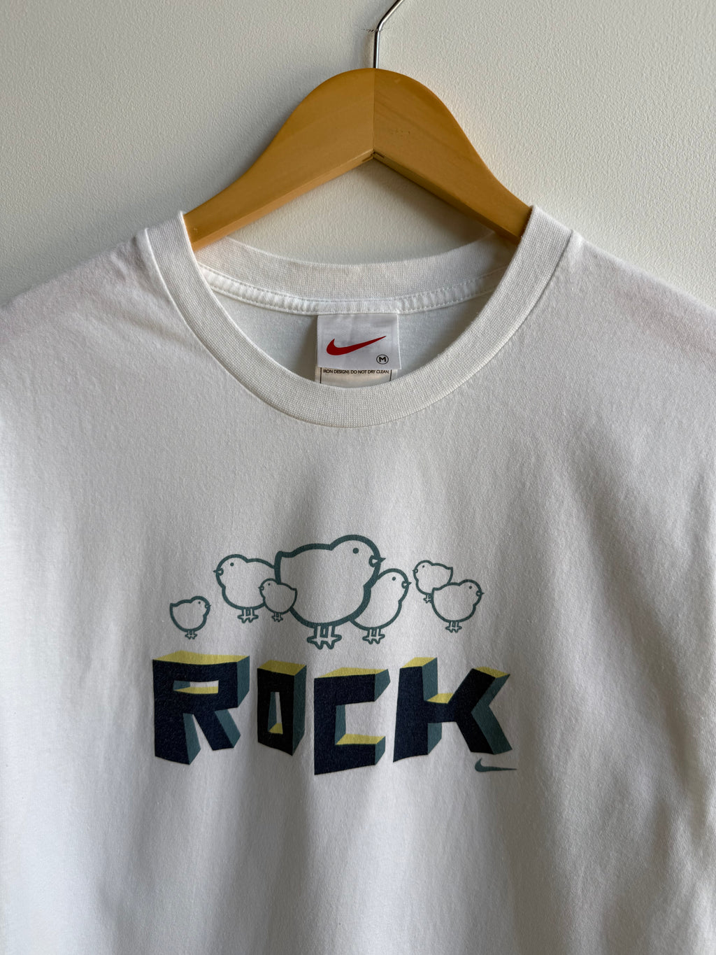 (M) Nike Chicks Rock Tee