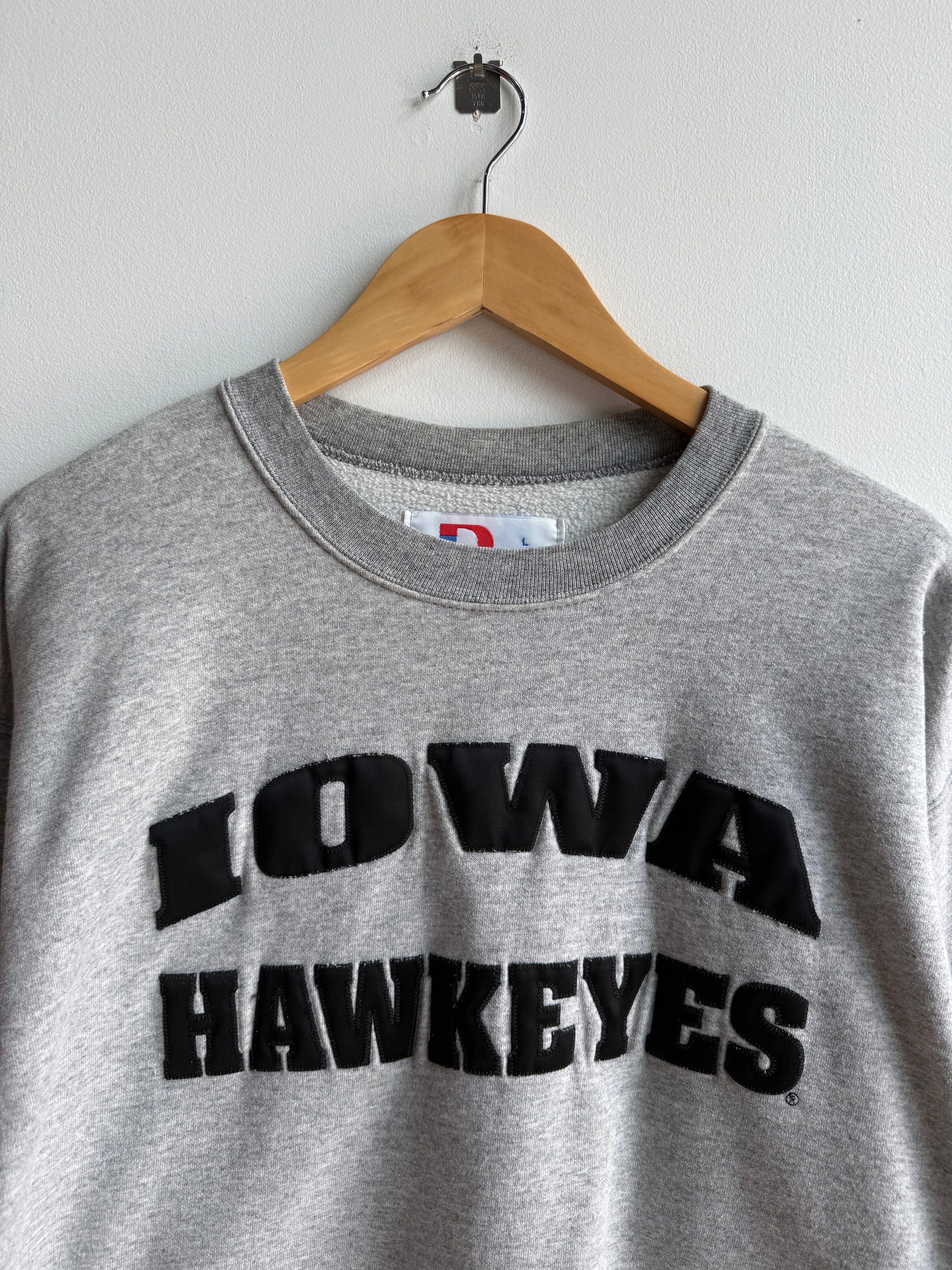 (L) Iowa Hawkeyes Crew