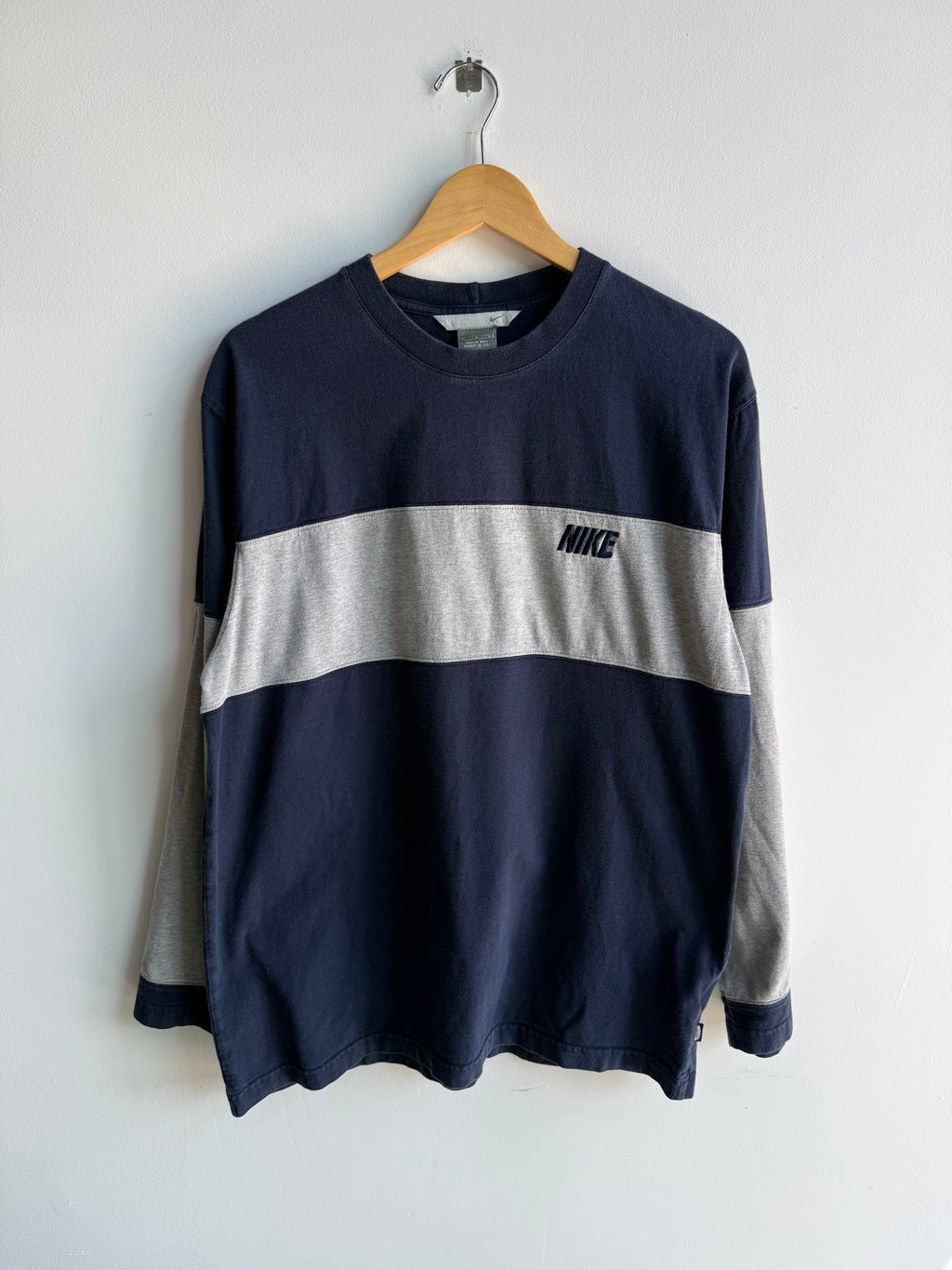 (L) Nike Longsleeve Tee