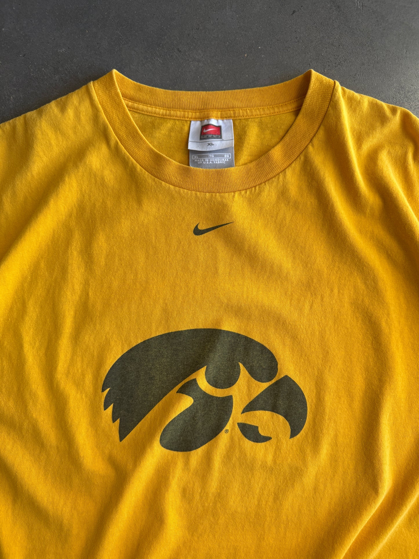 (XL) Iowa Hawkeyes Nike Tee