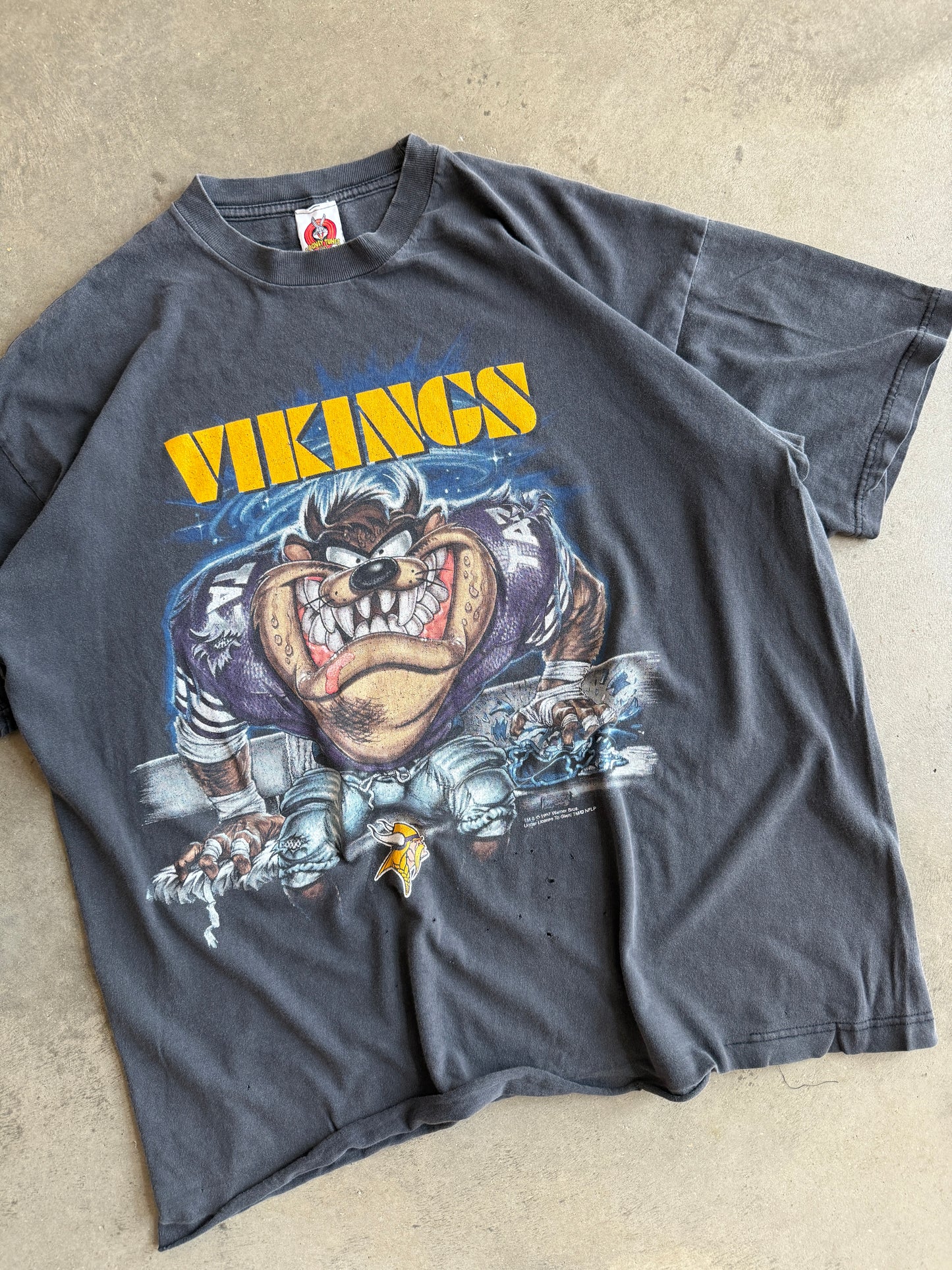 (XL) Minnesota Vikings Taz Tee