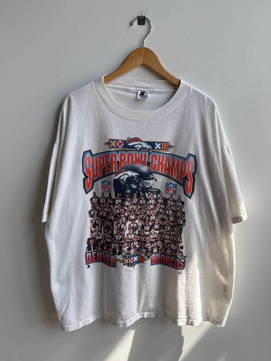 (XL) Denver Broncos Team Tee
