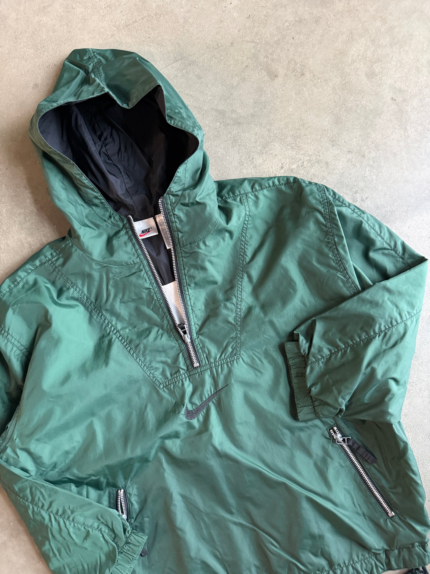(S) Nike Windbreaker