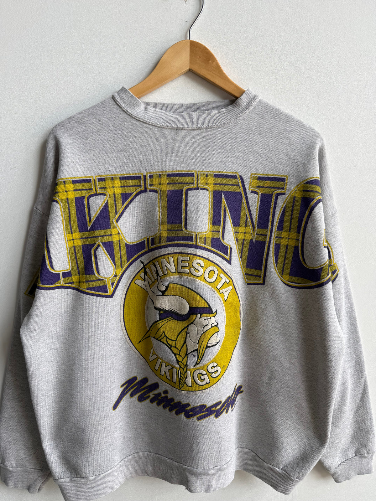 (L) Minnesota Vikings Spellout Crew