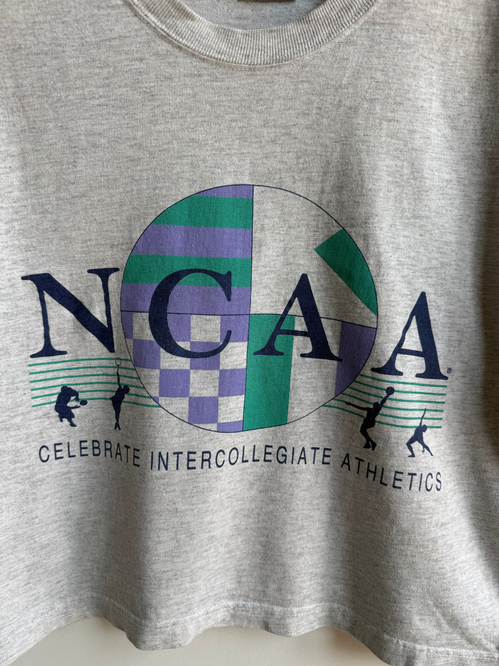 (M) NCAA Crop Tee