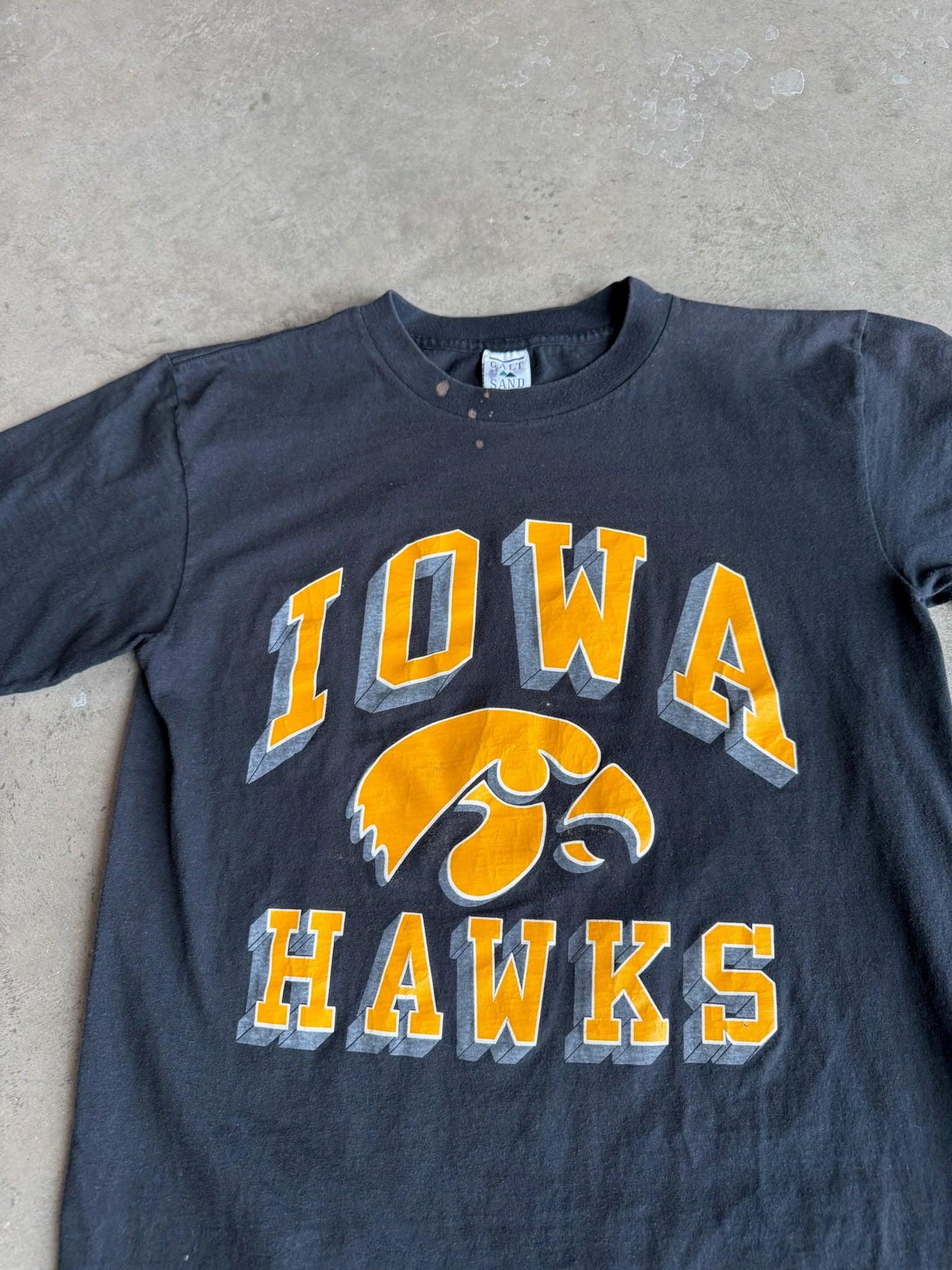(M) Iowa Hawkeyes Tee