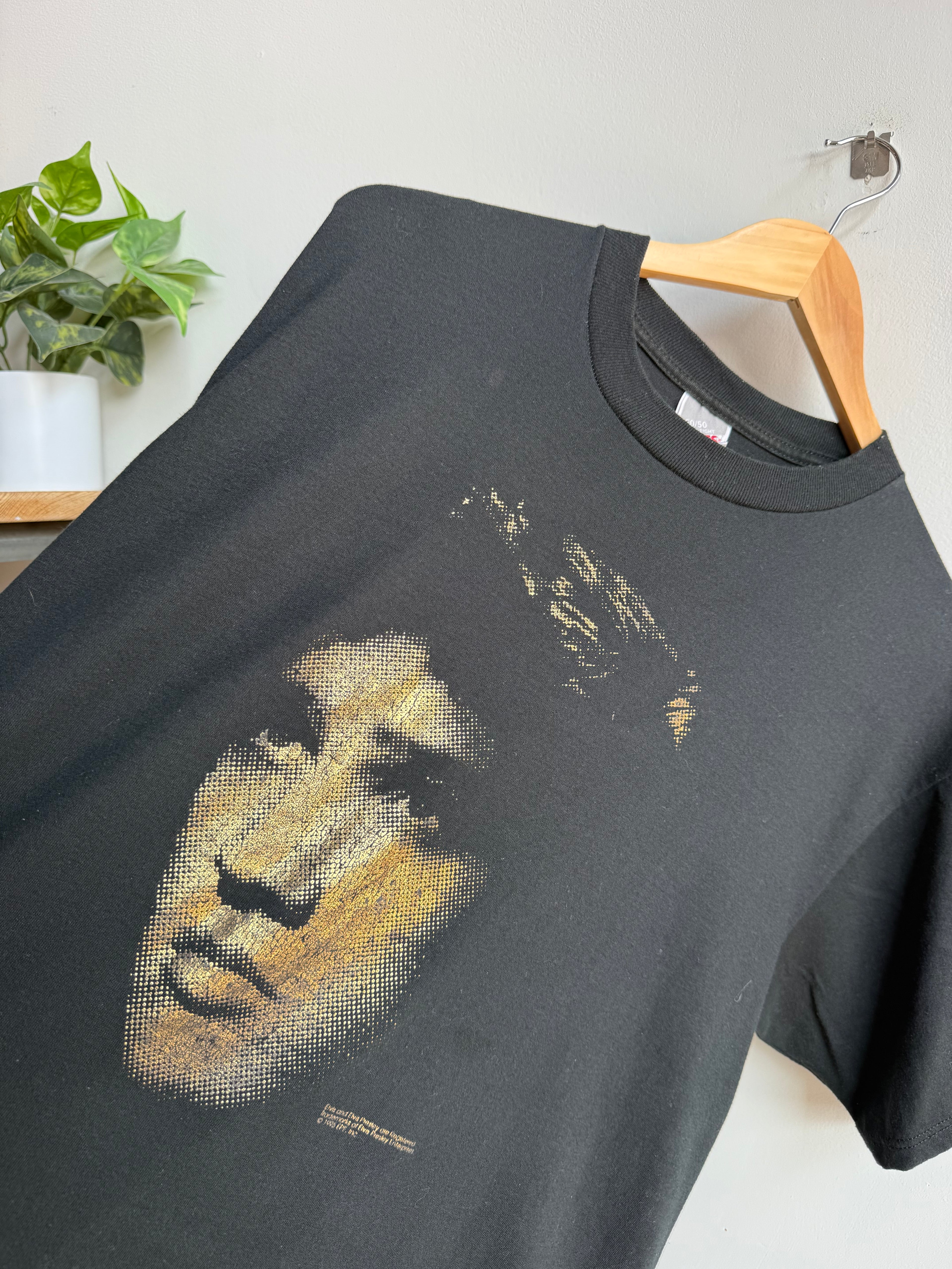 (L) Elvis Presley Tee