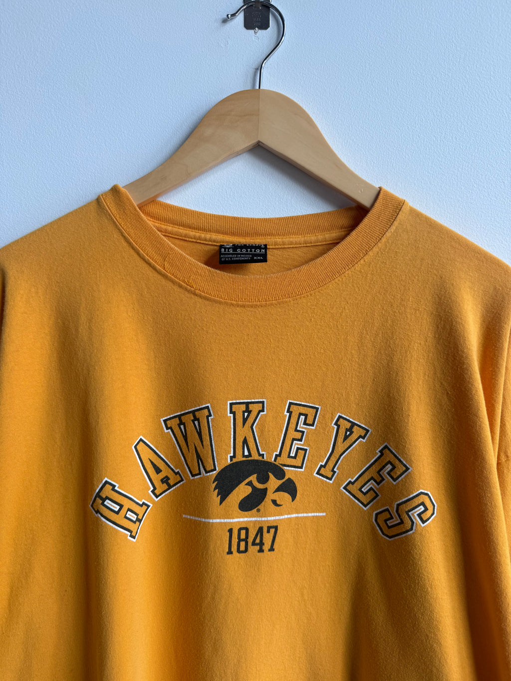 (XXL) Iowa Hawkeyes Tee