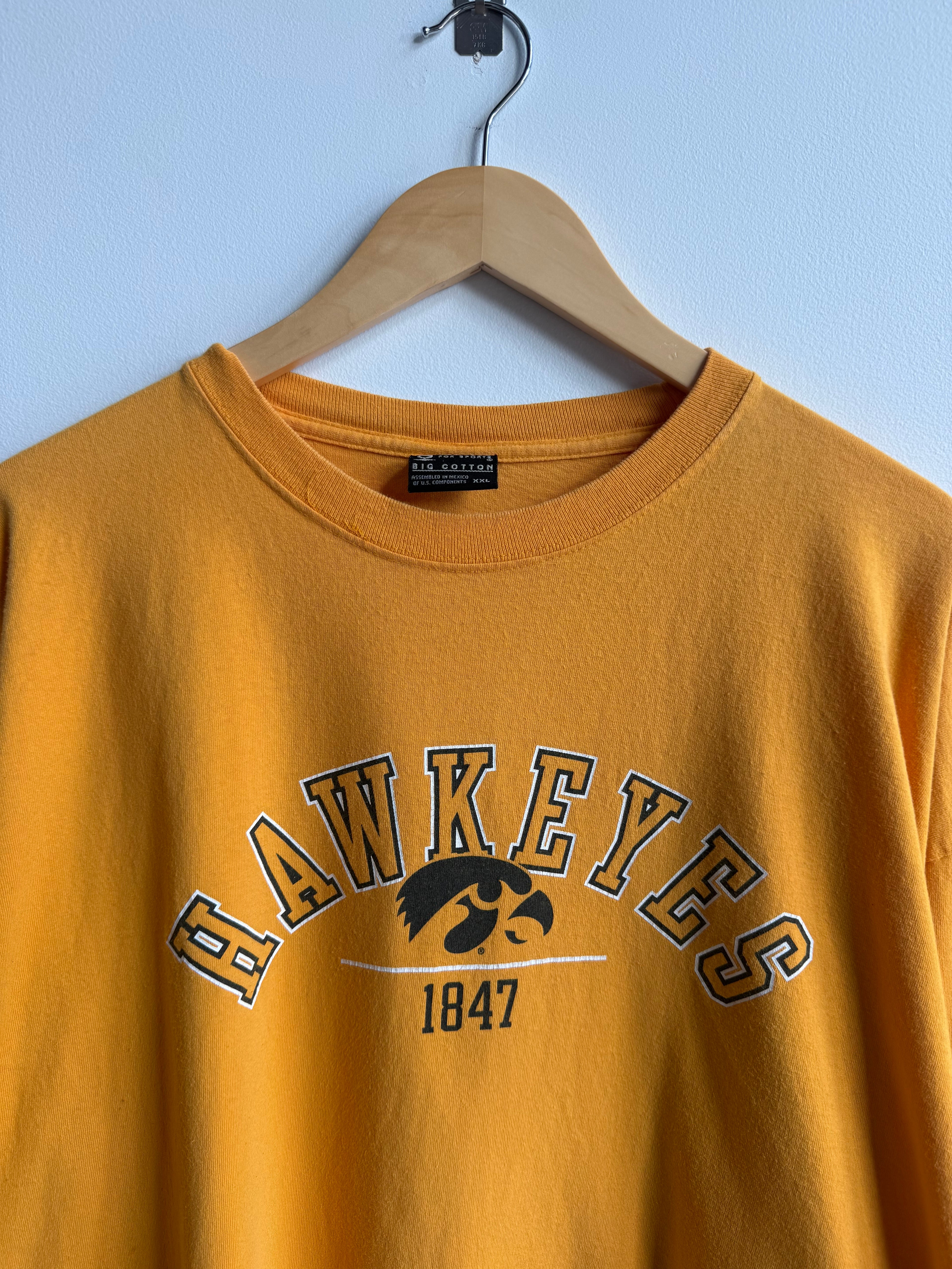 (XXL) Iowa Hawkeyes Tee
