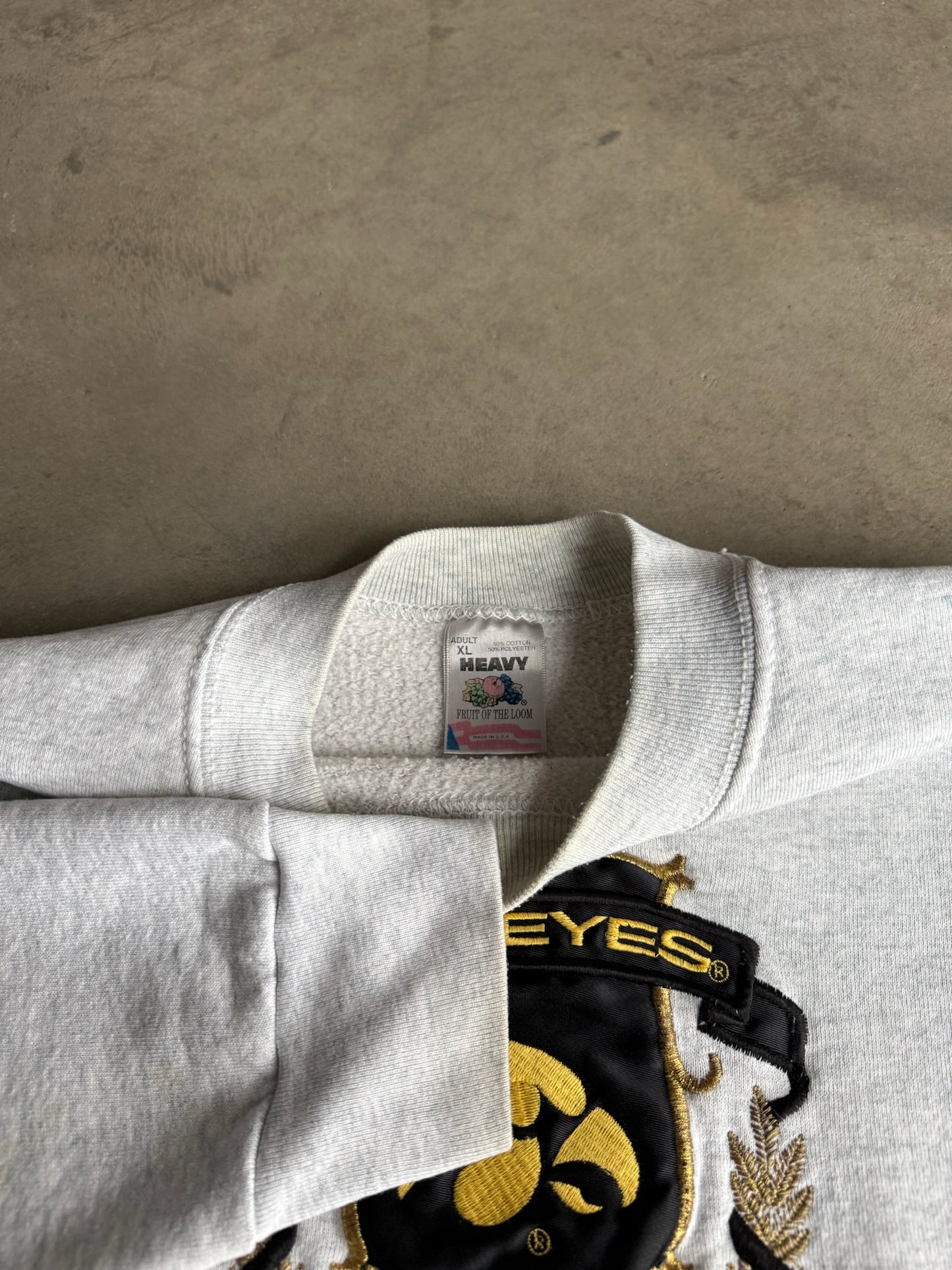 (XL) Iowa Hawkeyes Crew